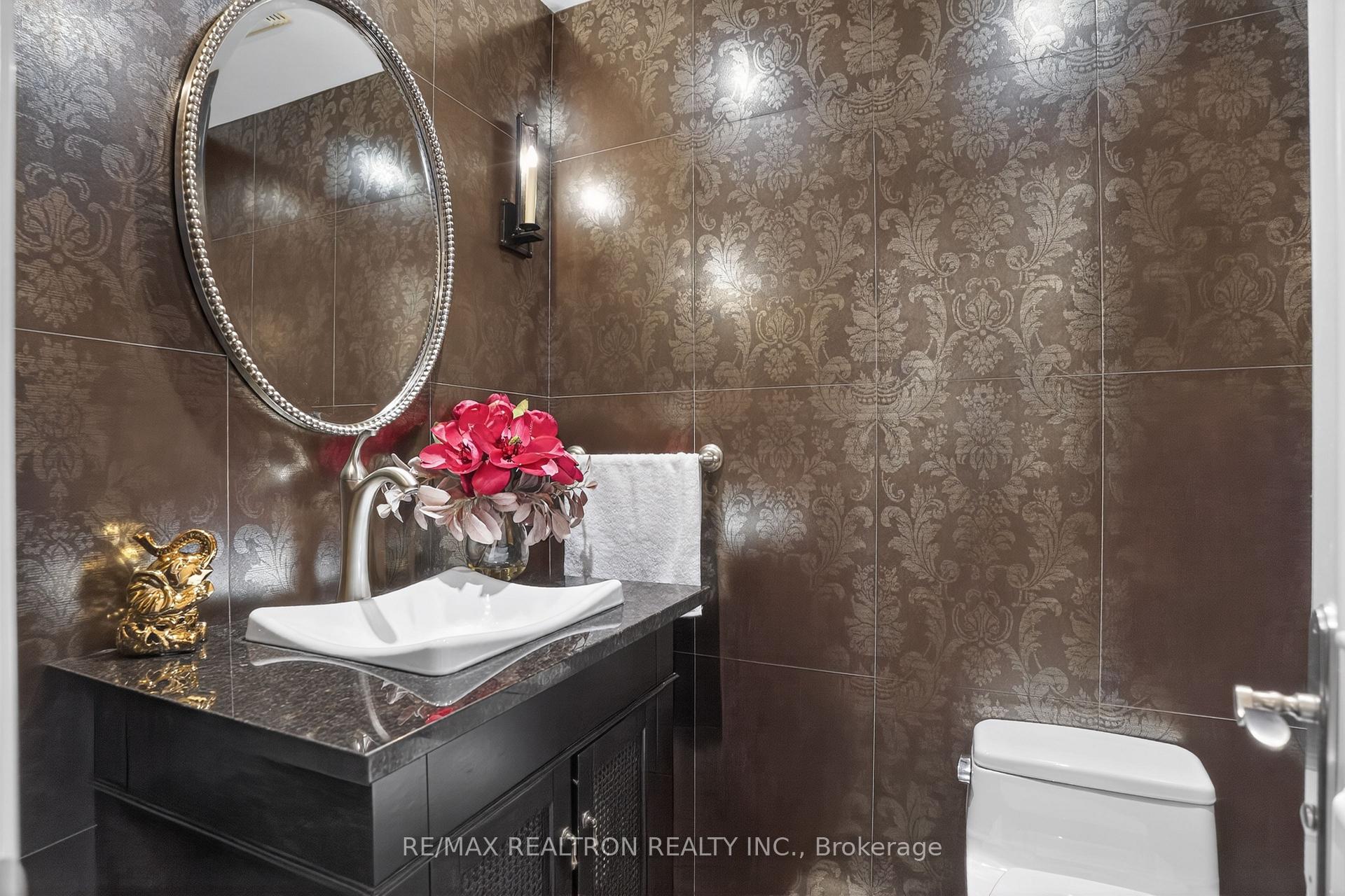 Photo 35 of 14038 Bayview Avenue, Aurora, Aurora Estates — HOMEH
