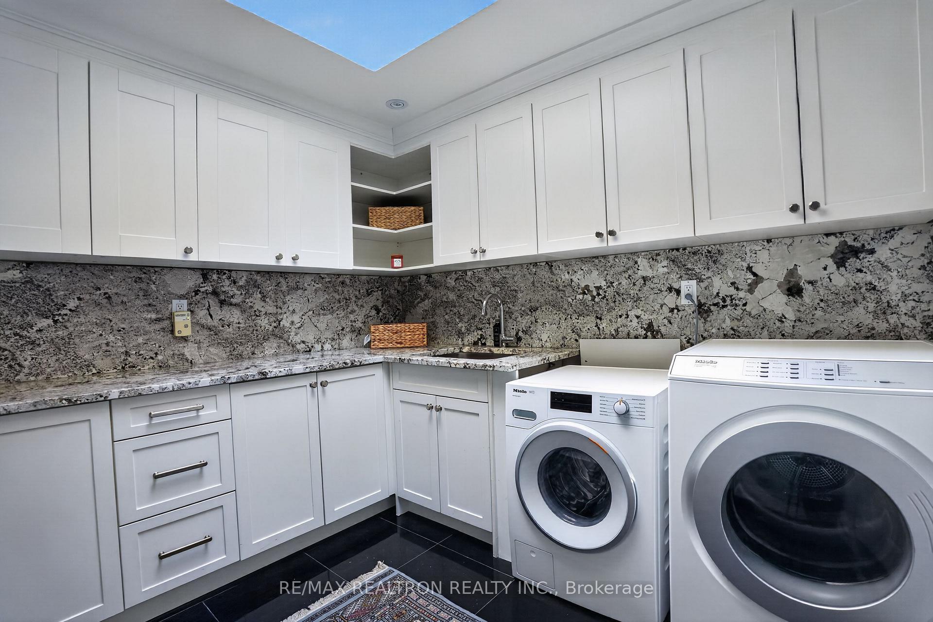 Photo 36 of 14038 Bayview Avenue, Aurora, Aurora Estates — HOMEH