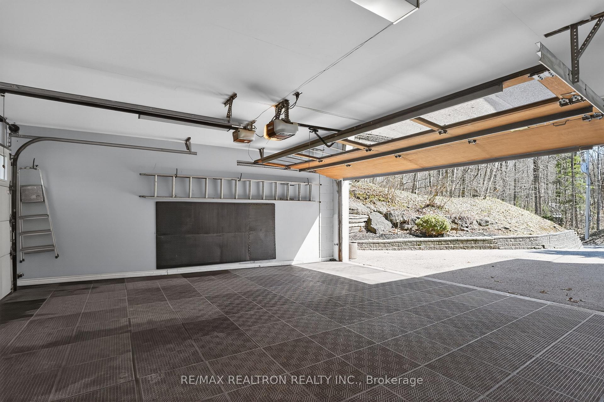 Photo 39 of 14038 Bayview Avenue, Aurora, Aurora Estates — HOMEH