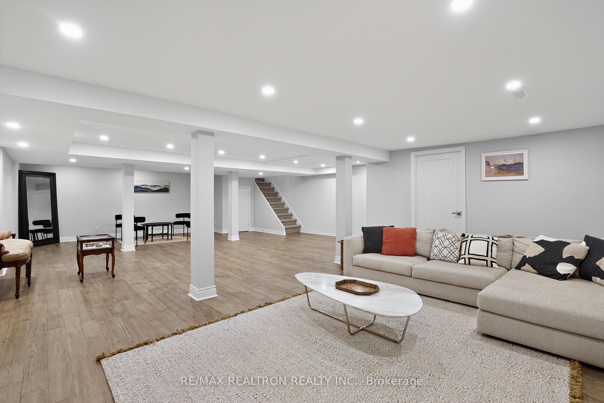 Photo 44 of 14038 Bayview Avenue, Aurora, Aurora Estates — HOMEH