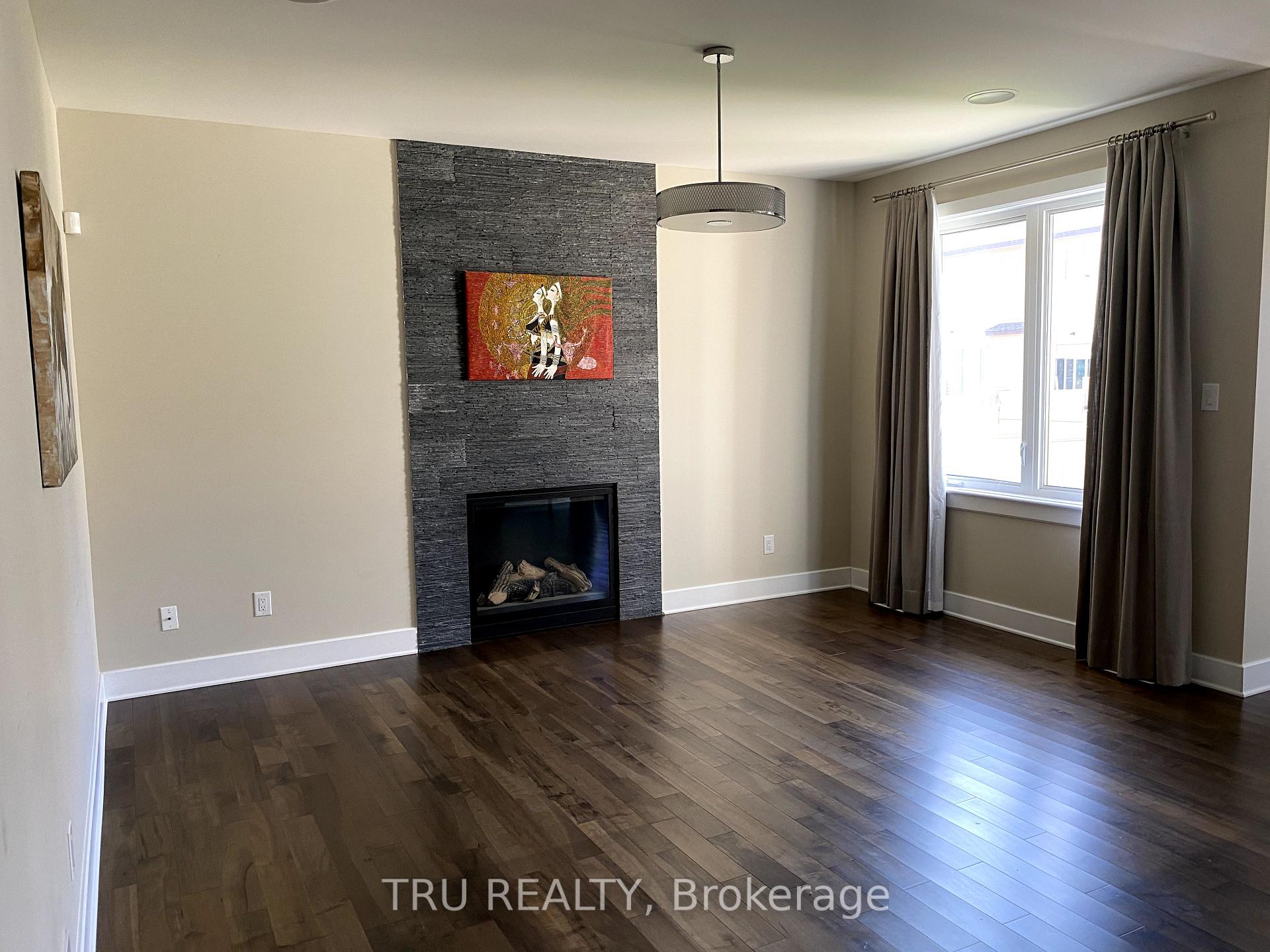 Photo 2 of 2083 Helene Campbell Road, Ottawa, Barrhaven - Cedargrove/Fraserdale — HOMEH