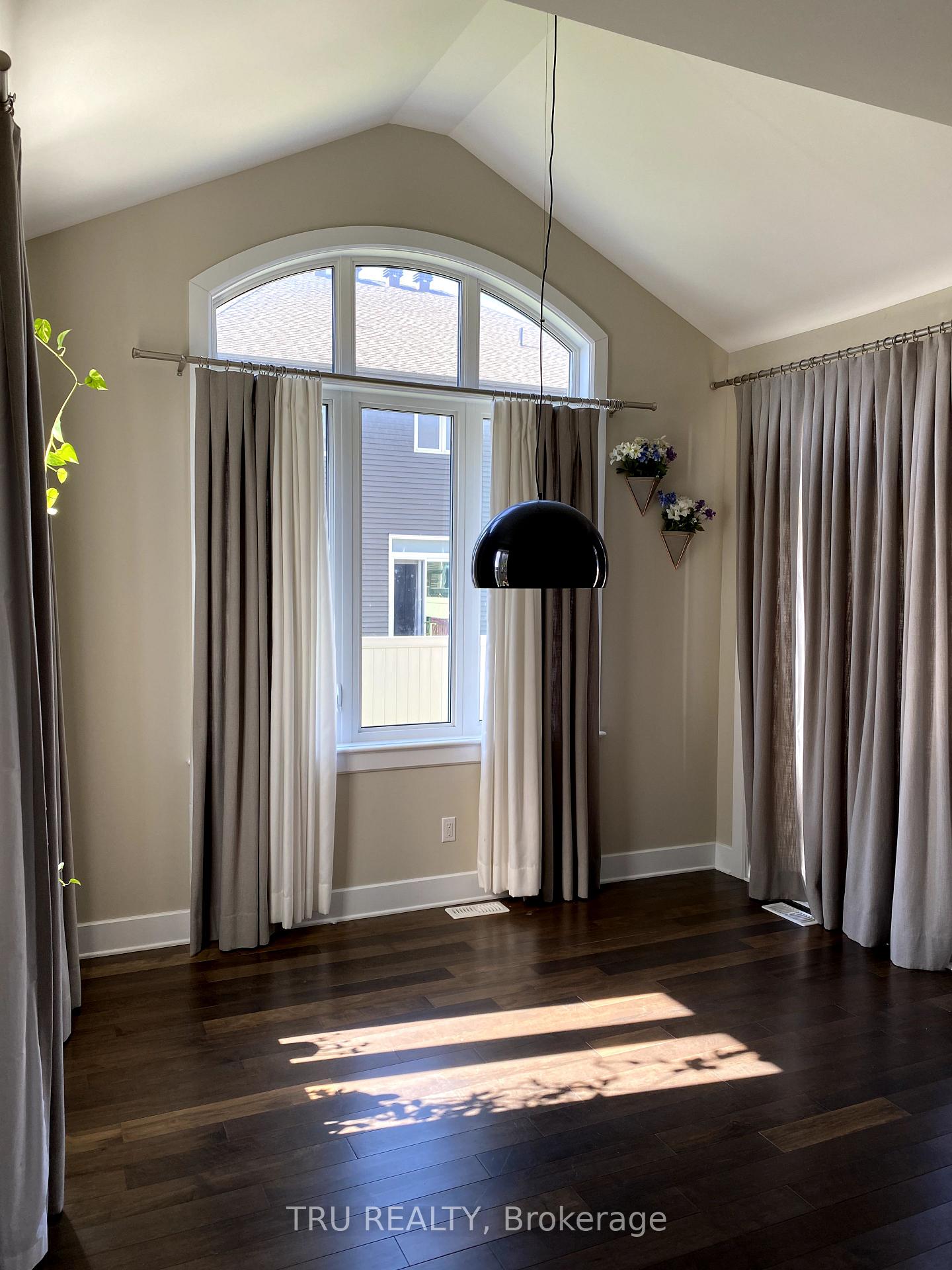 Photo 5 of 2083 Helene Campbell Road, Ottawa, Barrhaven - Cedargrove/Fraserdale — HOMEH
