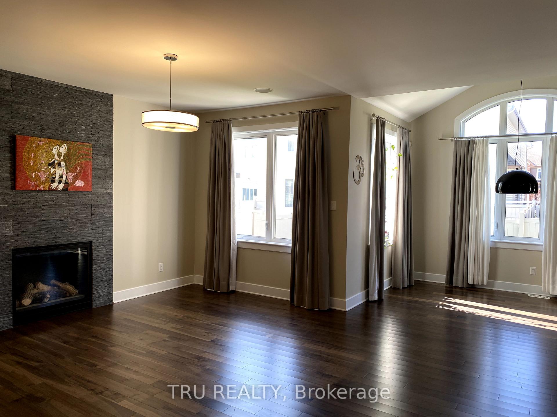 Photo 6 of 2083 Helene Campbell Road, Ottawa, Barrhaven - Cedargrove/Fraserdale — HOMEH