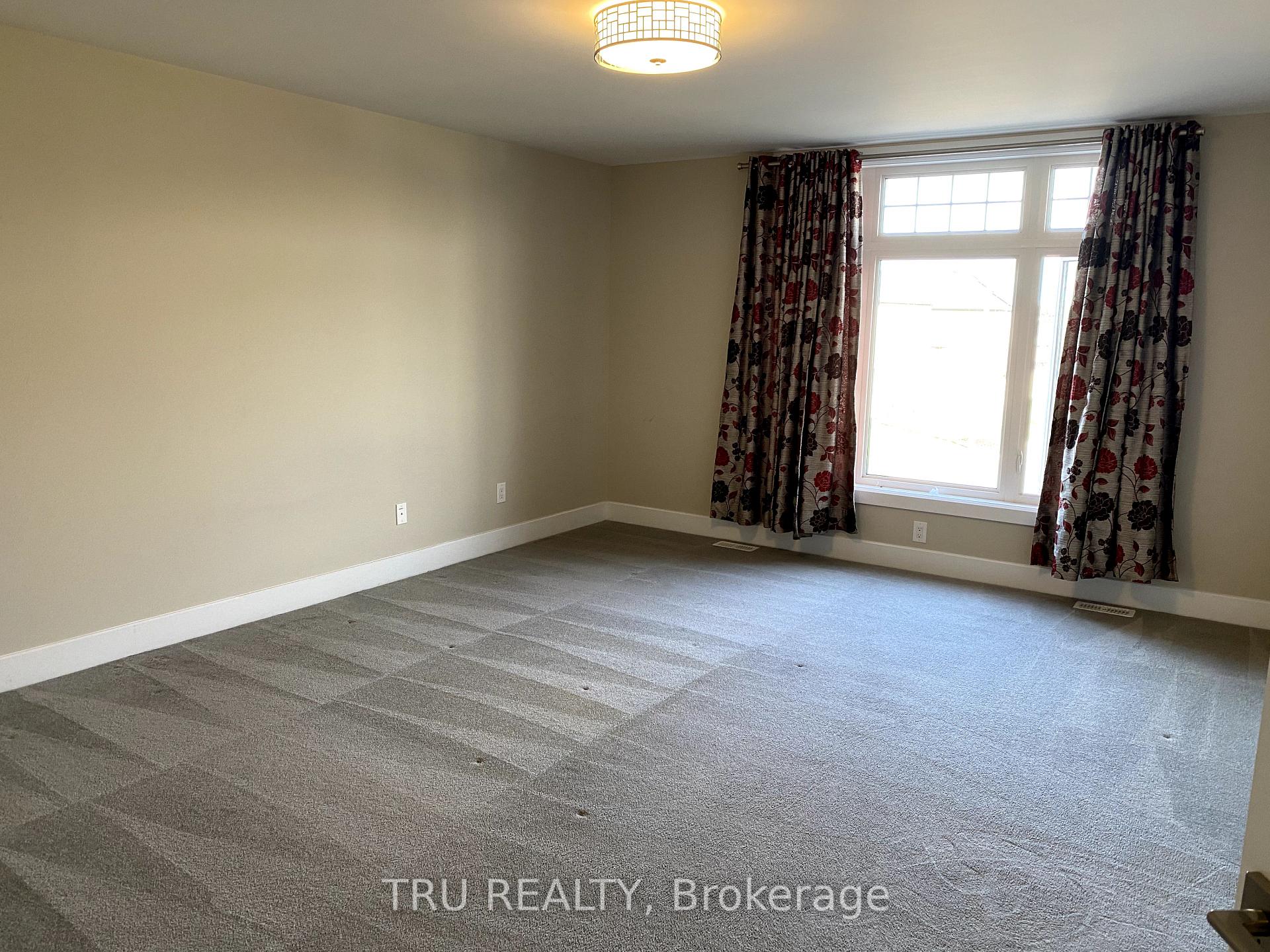 Photo 21 of 2083 Helene Campbell Road, Ottawa, Barrhaven - Cedargrove/Fraserdale — HOMEH