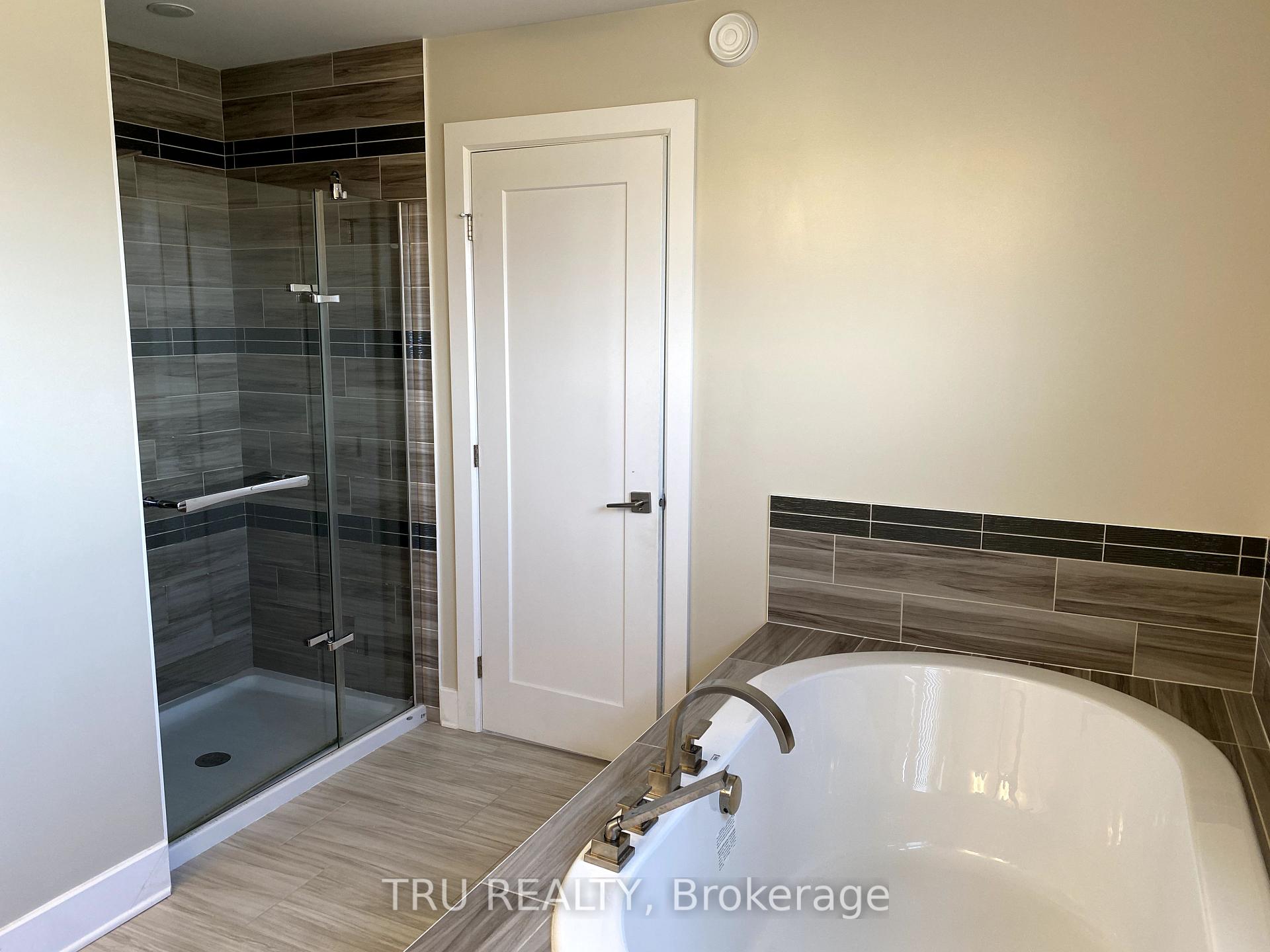 Photo 22 of 2083 Helene Campbell Road, Ottawa, Barrhaven - Cedargrove/Fraserdale — HOMEH