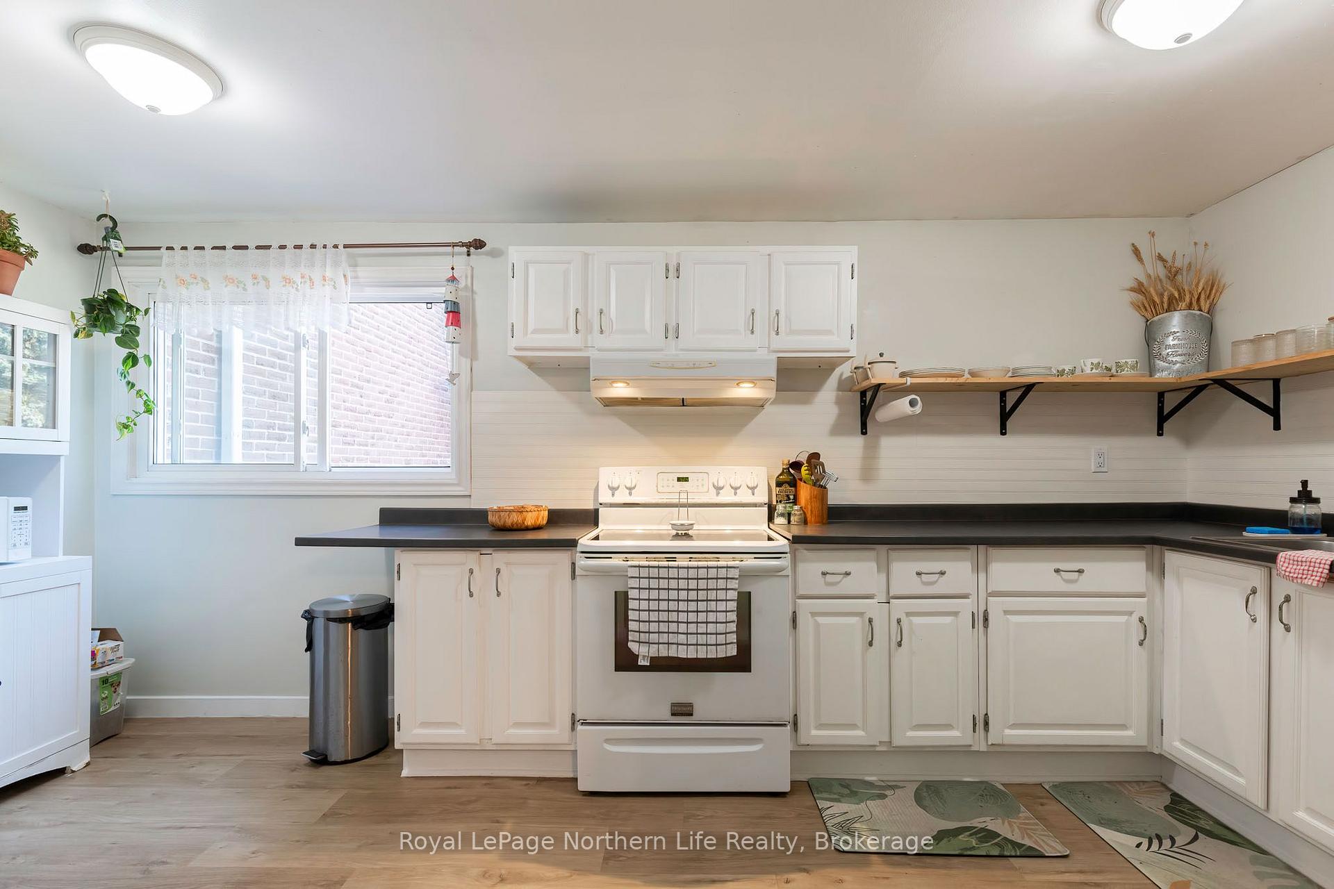 Photo 9 of Unit 53, 644 Lakeshore Drive, North Bay, Ferris — HOMEH