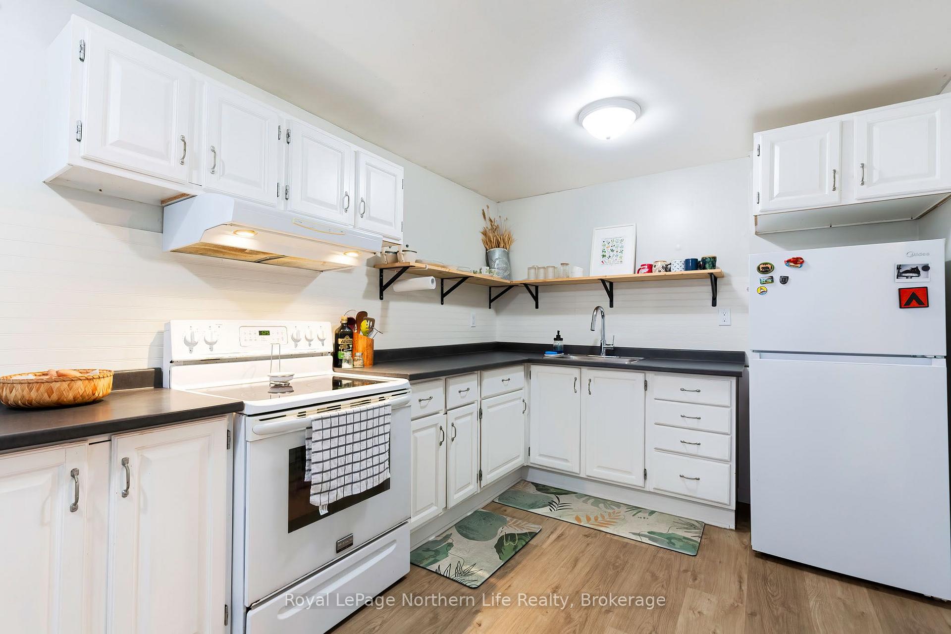 Photo 10 of Unit 53, 644 Lakeshore Drive, North Bay, Ferris — HOMEH