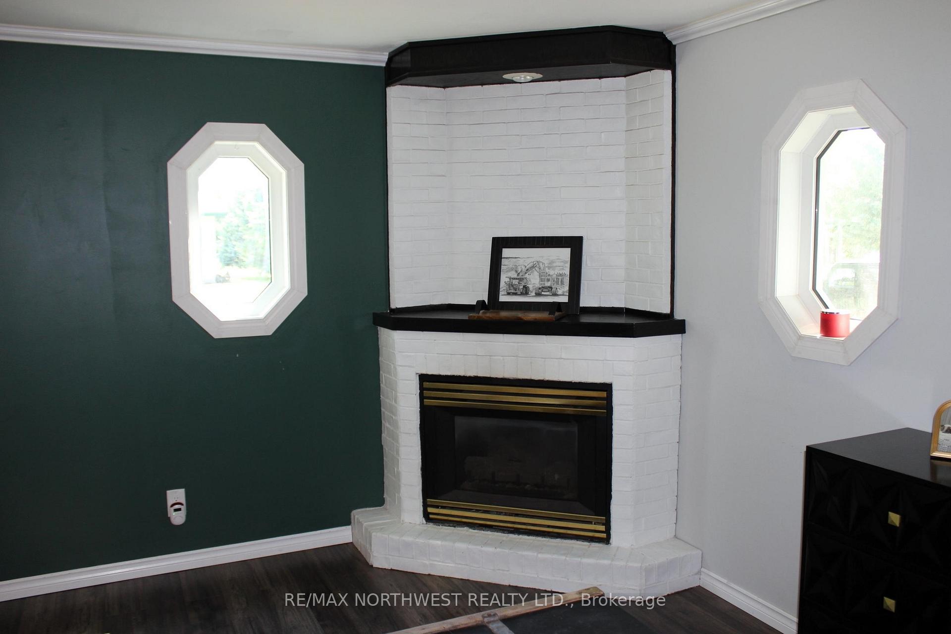 Photo 22 of 210 Fifth St, Rainy River — HOMEH