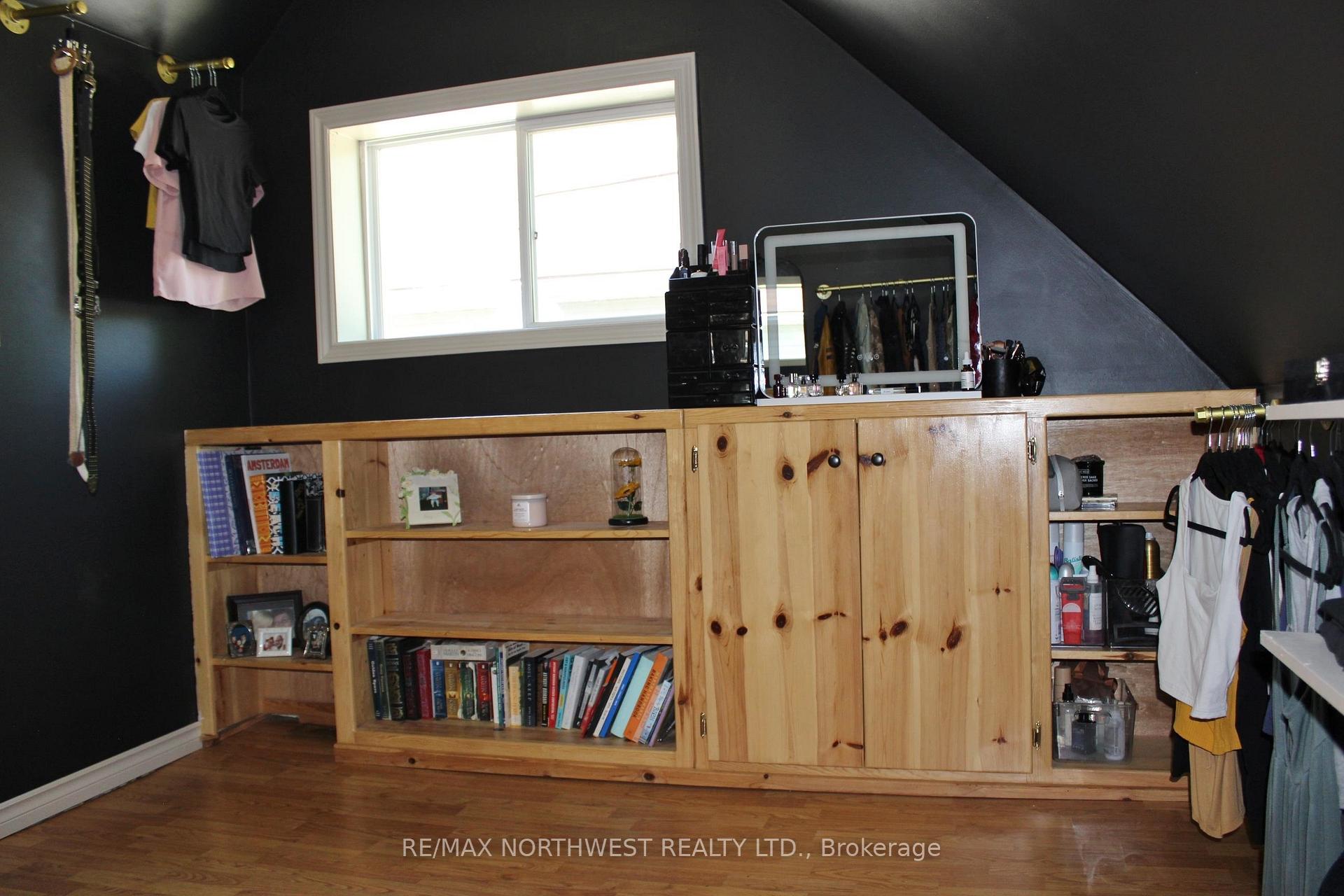 Photo 27 of 210 Fifth St, Rainy River — HOMEH