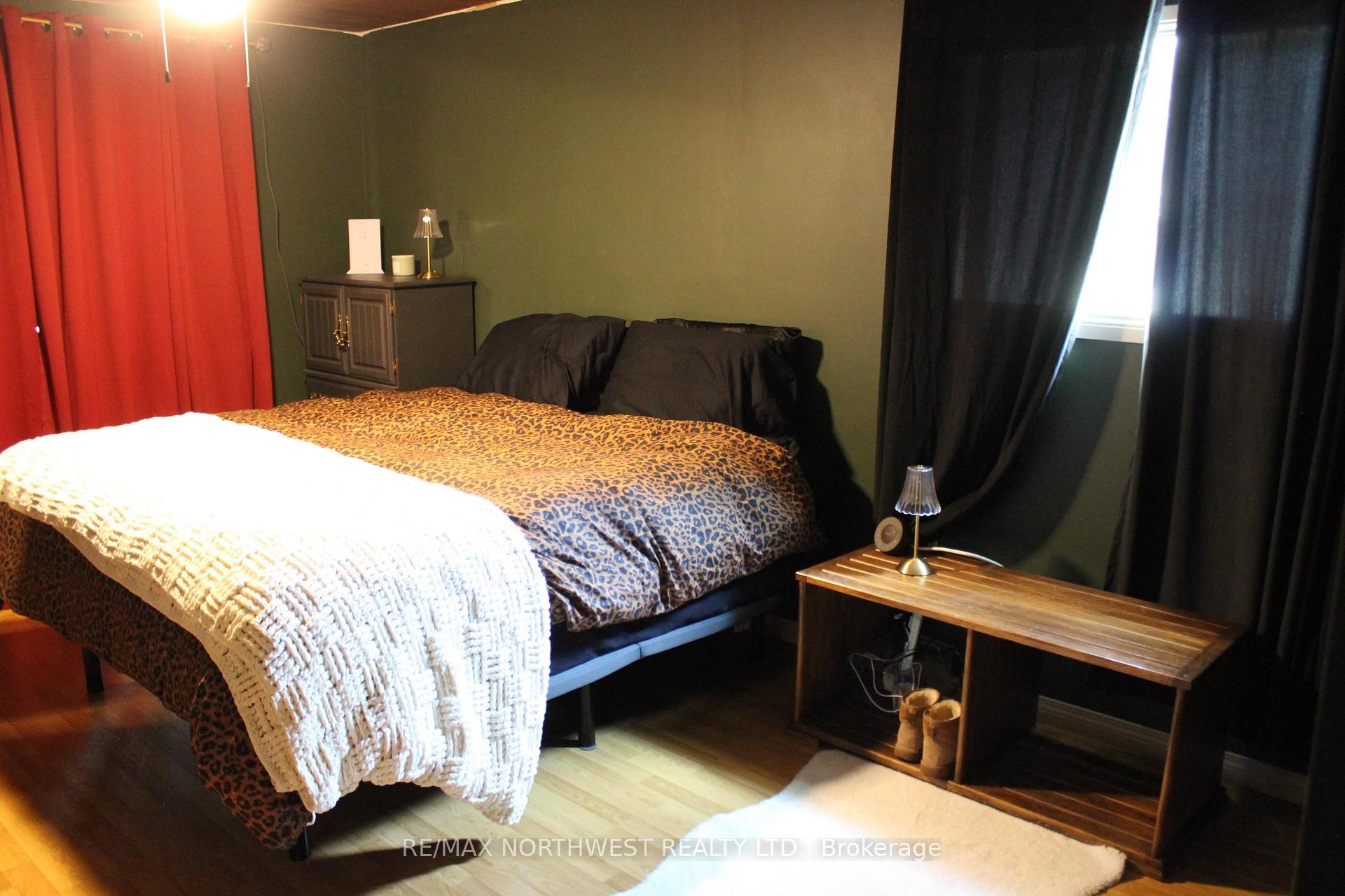 Photo 33 of 210 Fifth St, Rainy River — HOMEH