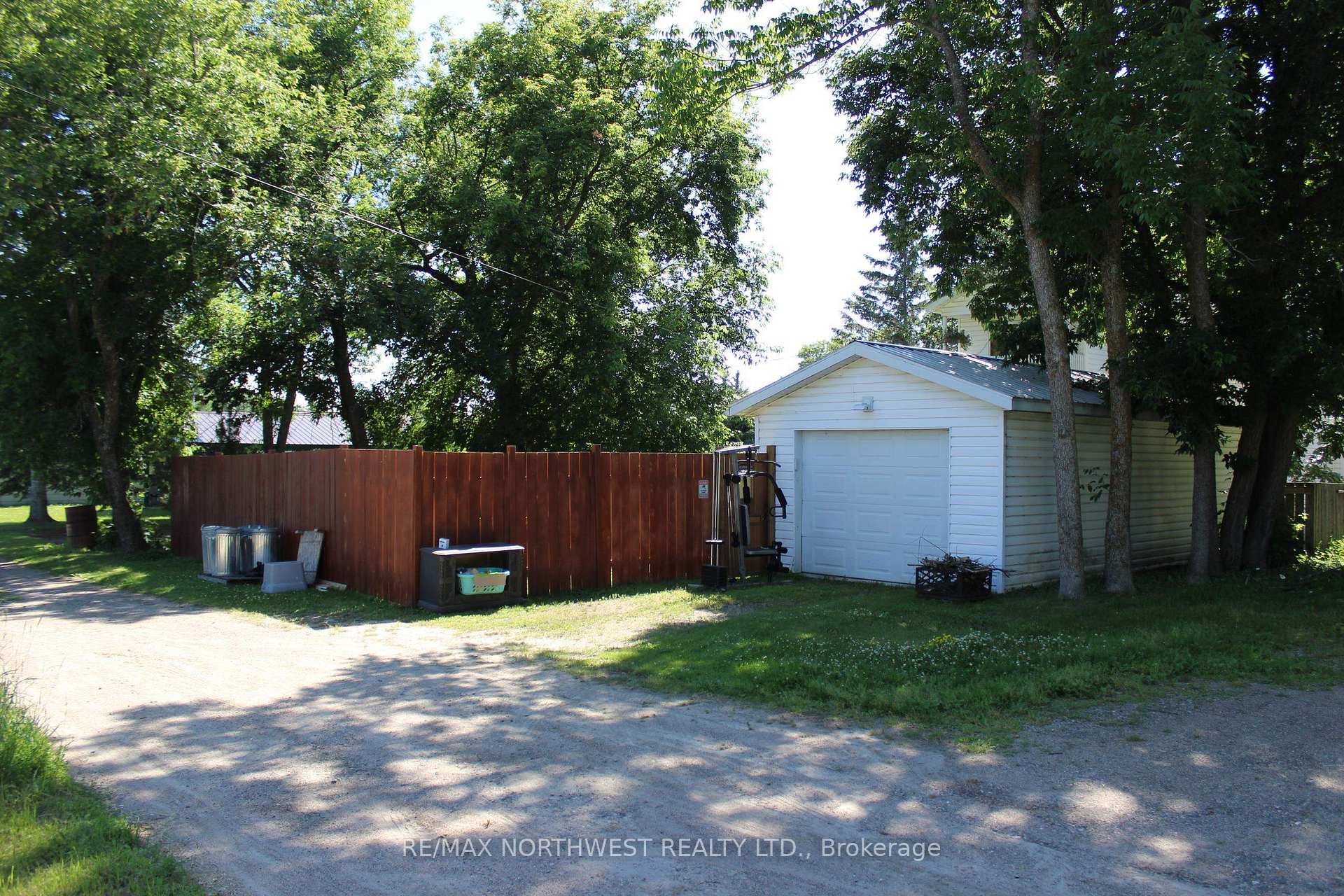Photo 48 of 210 Fifth St, Rainy River — HOMEH