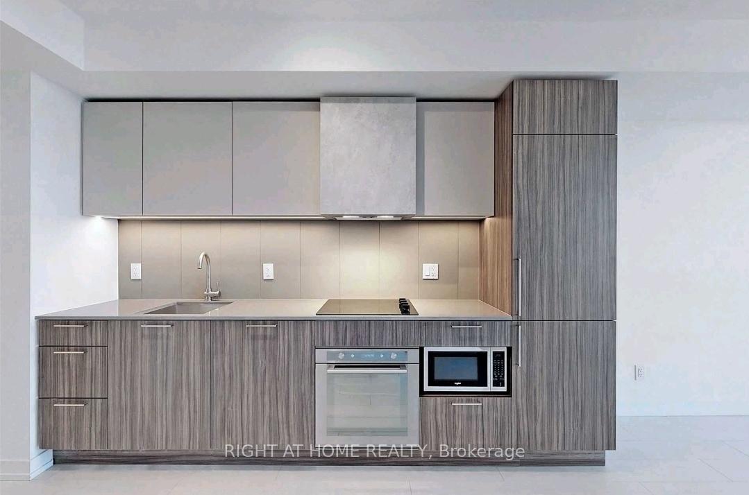 Photo 6 of Unit Ph11, 19 Western Battery Road, Toronto, Niagara — HOMEH