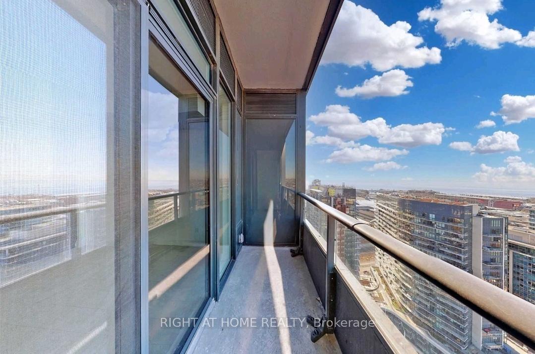 Photo 21 of Unit Ph11, 19 Western Battery Road, Toronto, Niagara — HOMEH