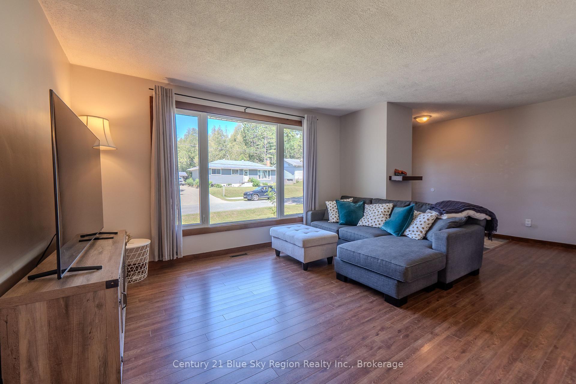 Photo 6 of 7 Birch Crescent, Temagami — HOMEH