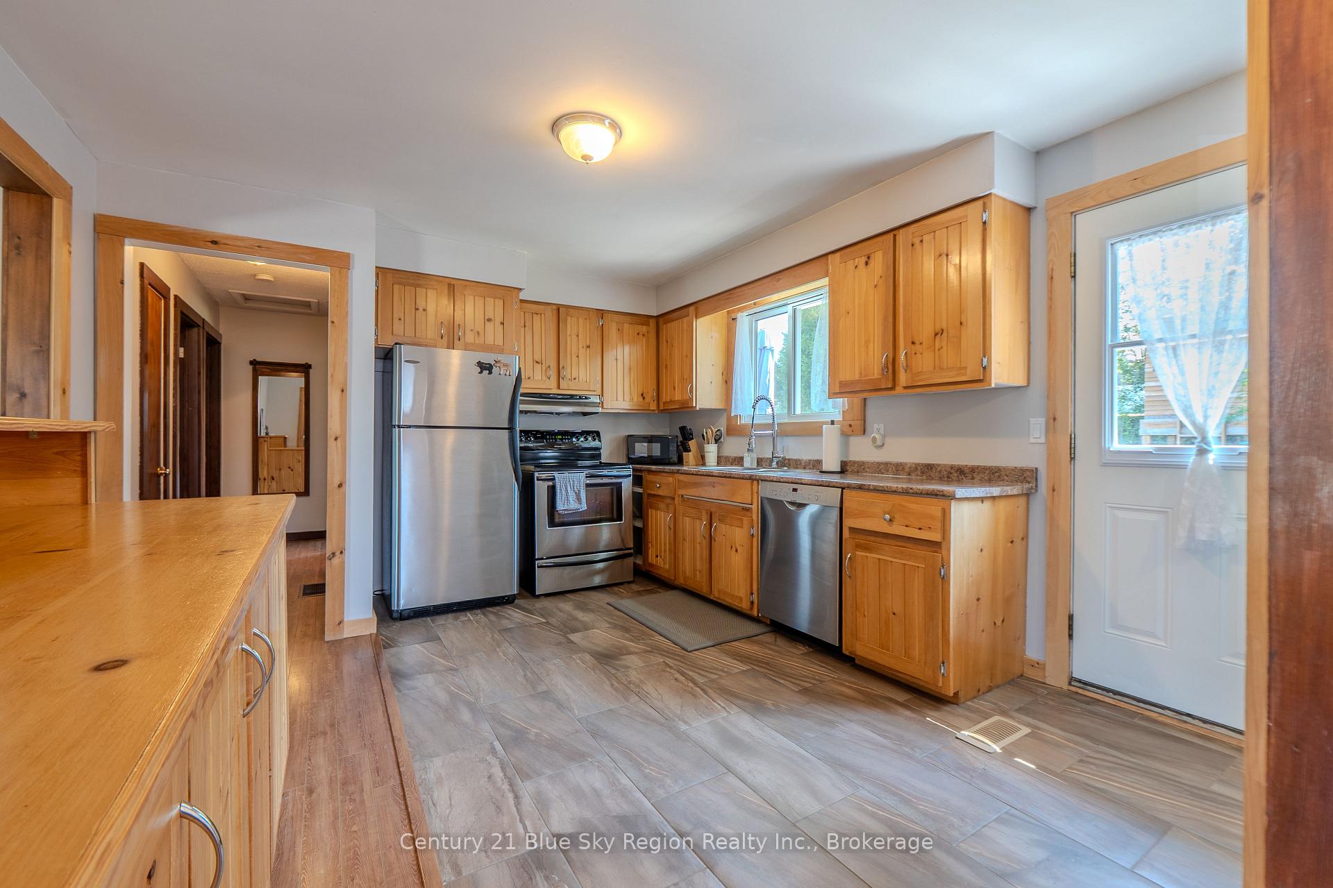 Photo 9 of 7 Birch Crescent, Temagami — HOMEH