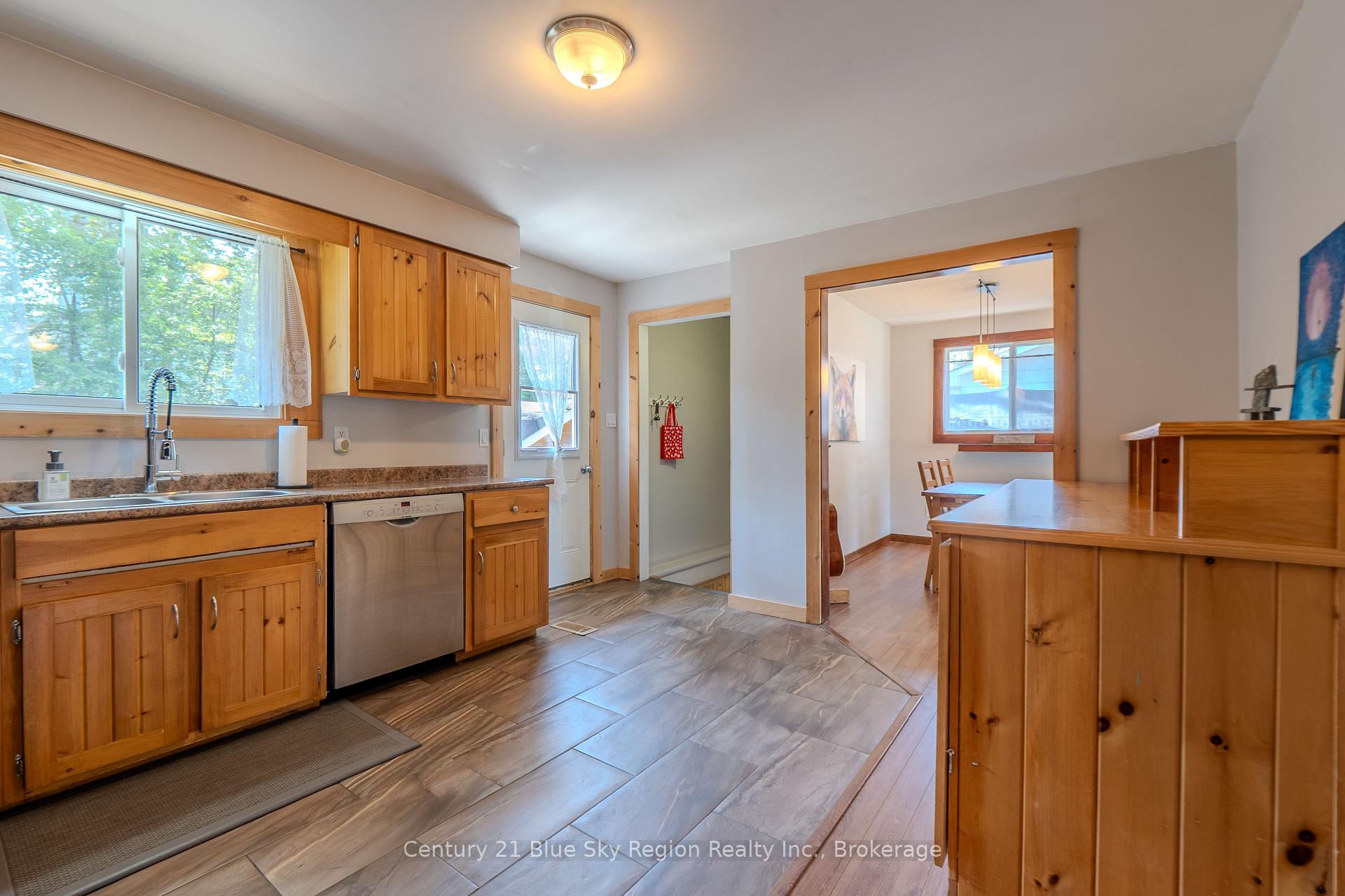 Photo 13 of 7 Birch Crescent, Temagami — HOMEH