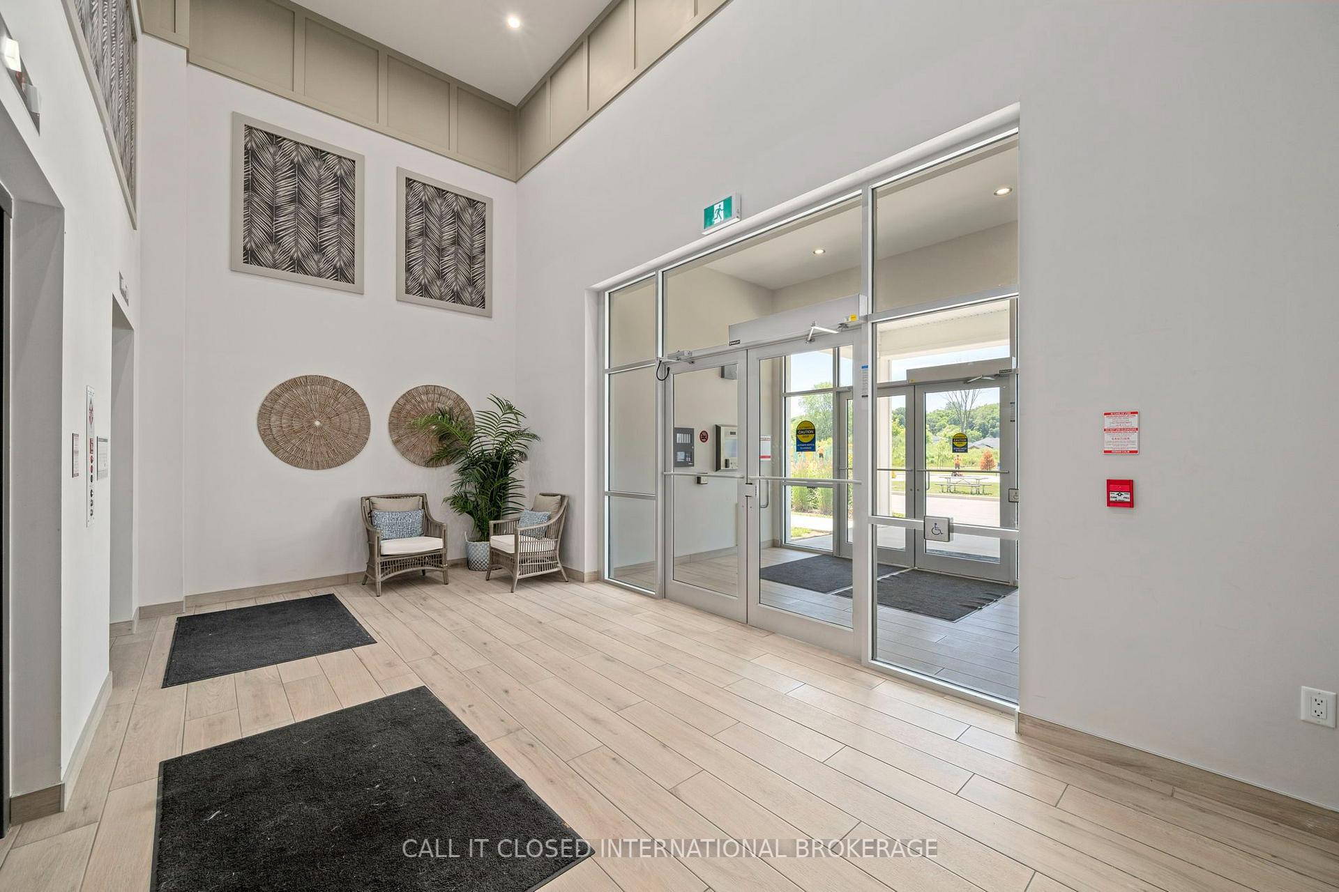 Photo 3 of Unit 211, 100 The Promenade, Central Elgin, Port Stanley — HOMEH