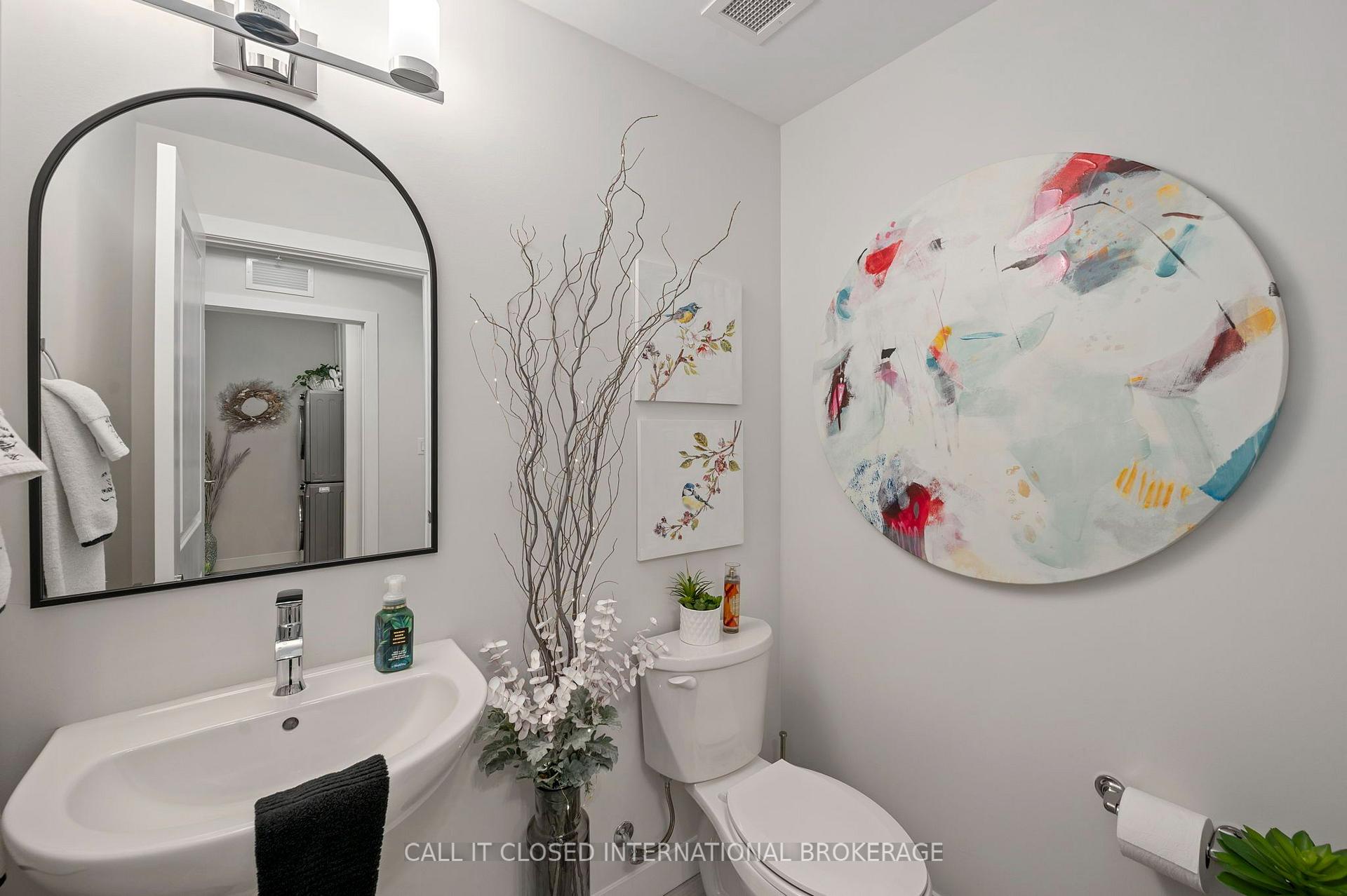 Photo 5 of Unit 211, 100 The Promenade, Central Elgin, Port Stanley — HOMEH