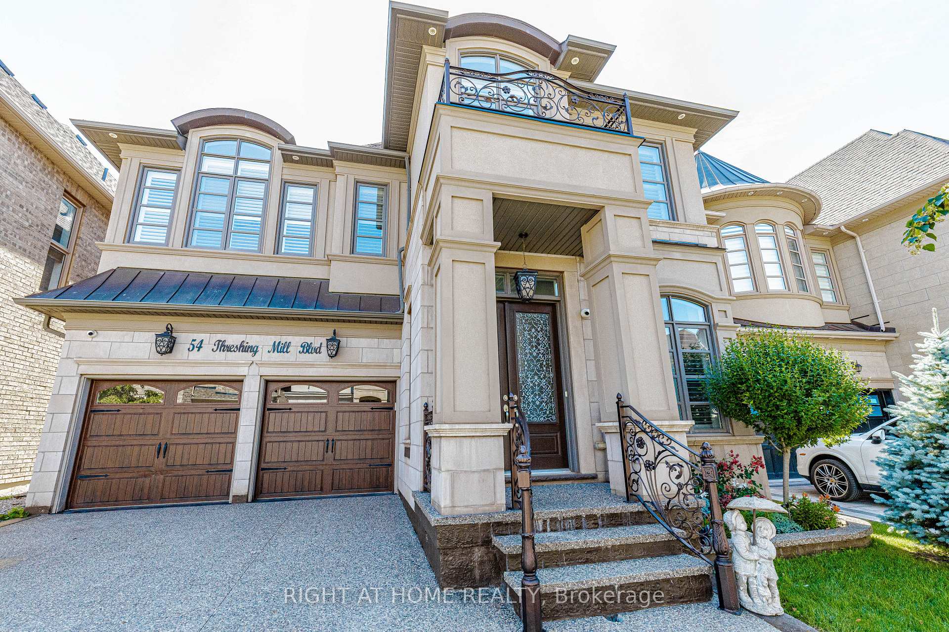 Photo 5 of 54 Threshing Mill Boulevard, Oakville, Glenorchy — HOMEH