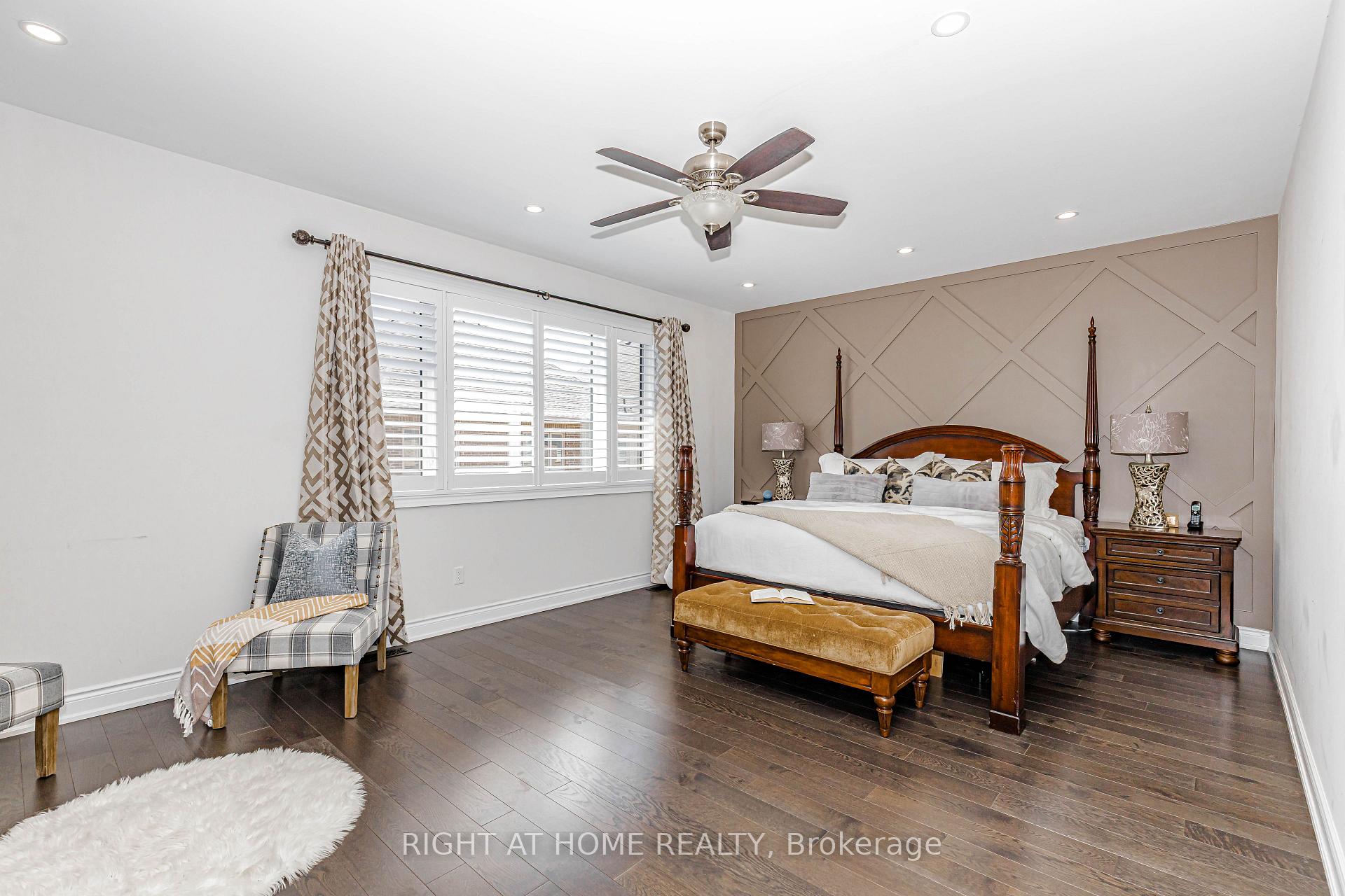 Photo 28 of 54 Threshing Mill Boulevard, Oakville, Glenorchy — HOMEH