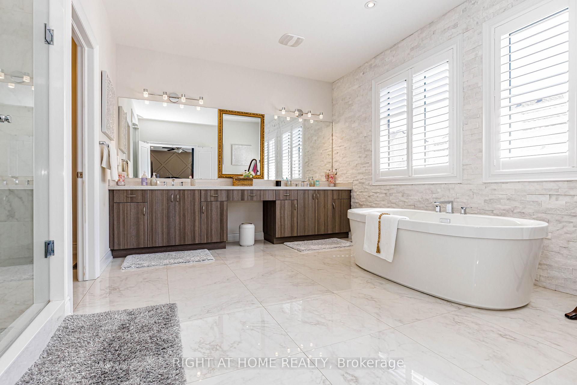 Photo 30 of 54 Threshing Mill Boulevard, Oakville, Glenorchy — HOMEH