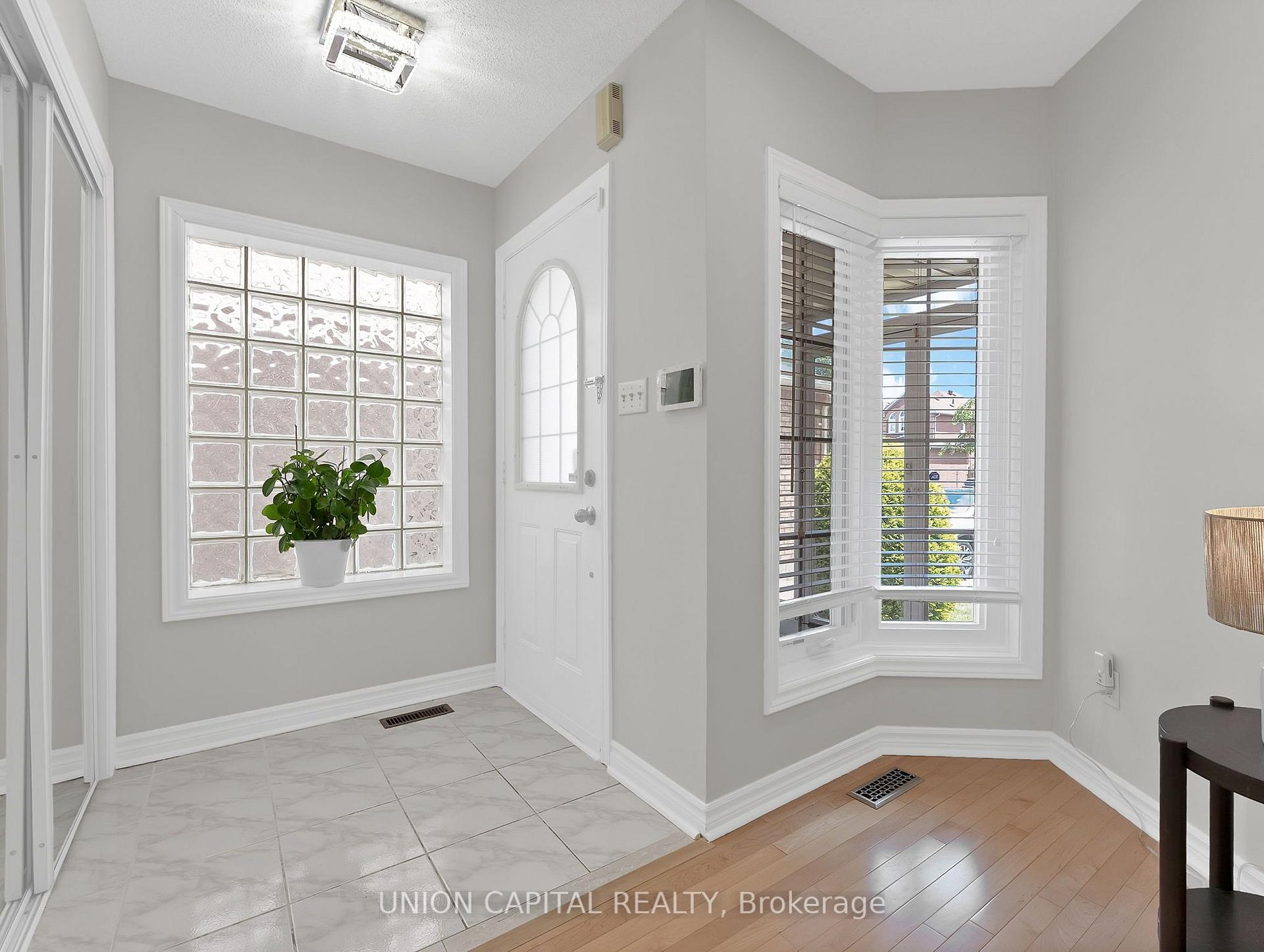 Photo 7 of 147 Milliken Meadows Drive, Markham, Milliken Mills West — HOMEH