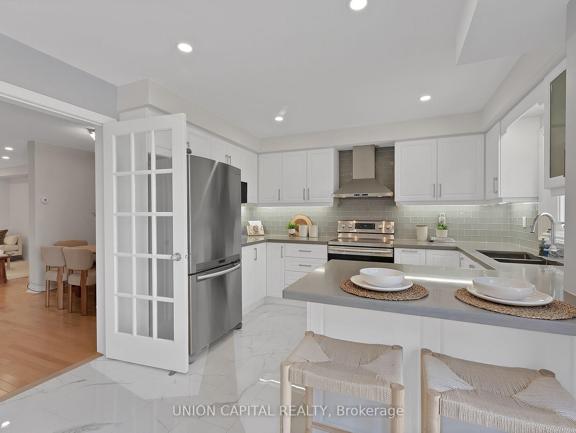 Photo 11 of 147 Milliken Meadows Drive, Markham, Milliken Mills West — HOMEH