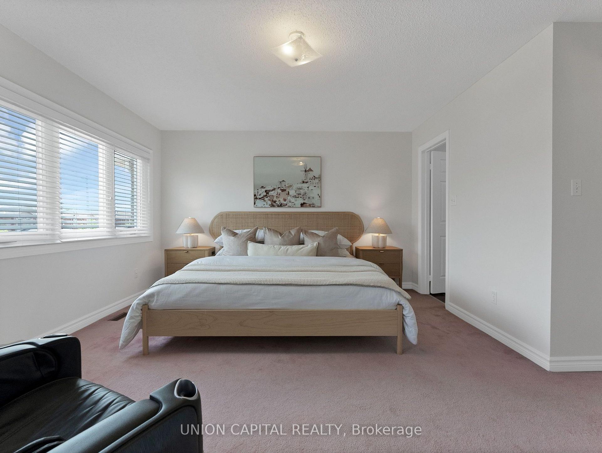 Photo 14 of 147 Milliken Meadows Drive, Markham, Milliken Mills West — HOMEH