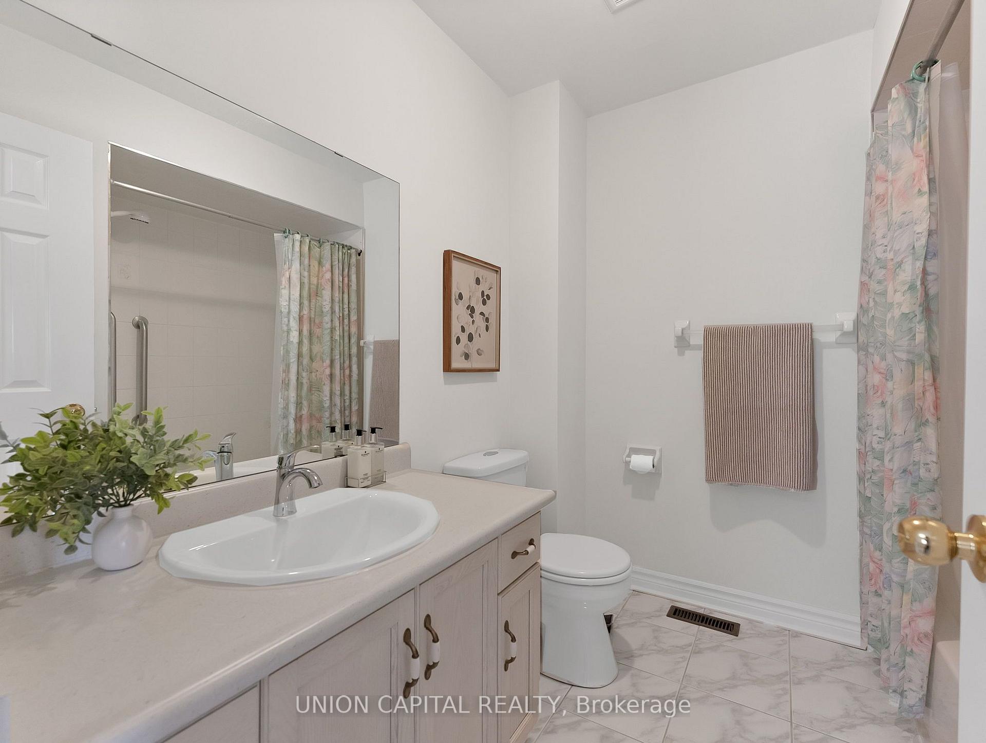 Photo 19 of 147 Milliken Meadows Drive, Markham, Milliken Mills West — HOMEH