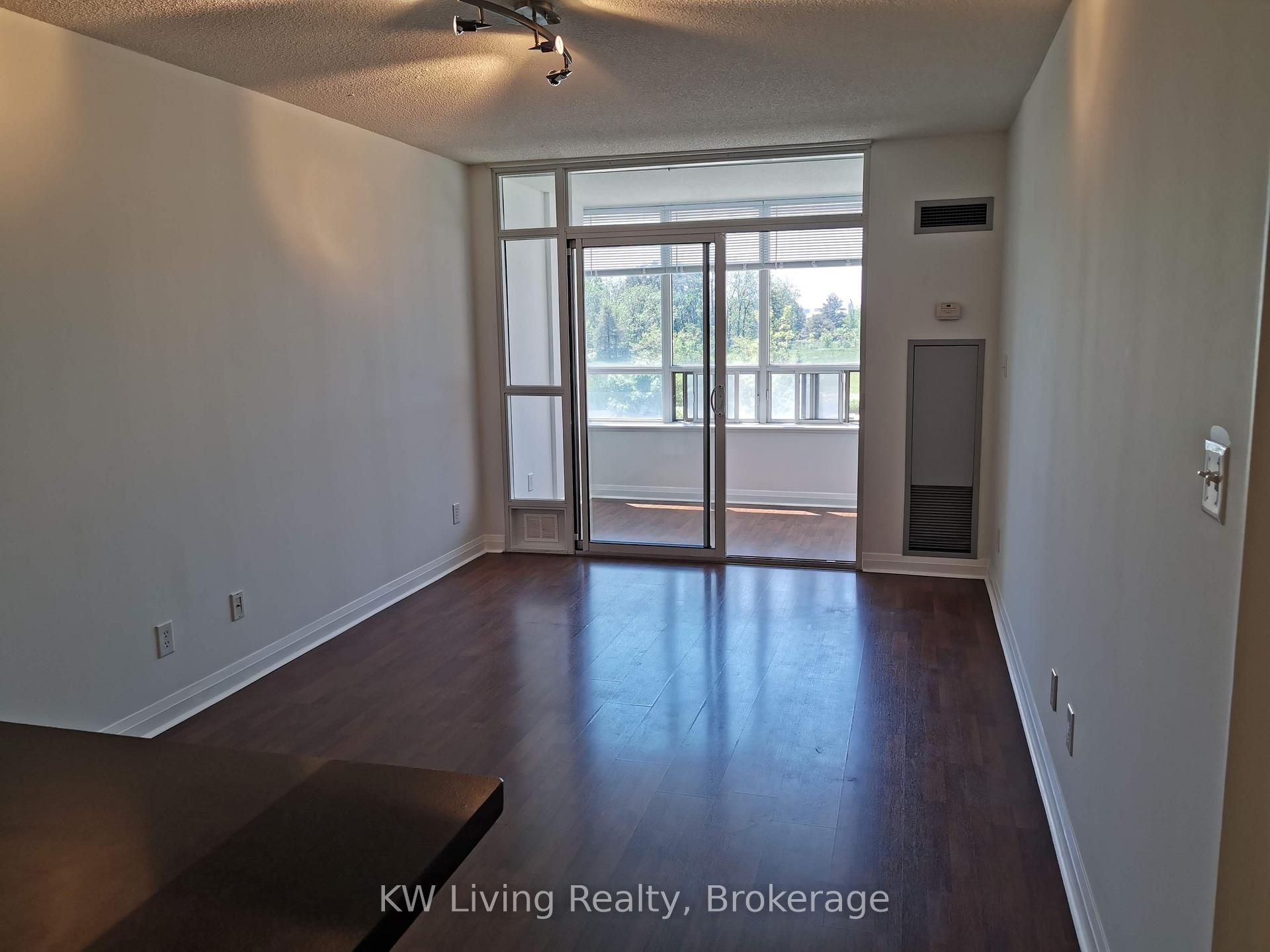 Photo 3 of Unit 321A, 7363 Kennedy Road, Markham, Milliken Mills East — HOMEH