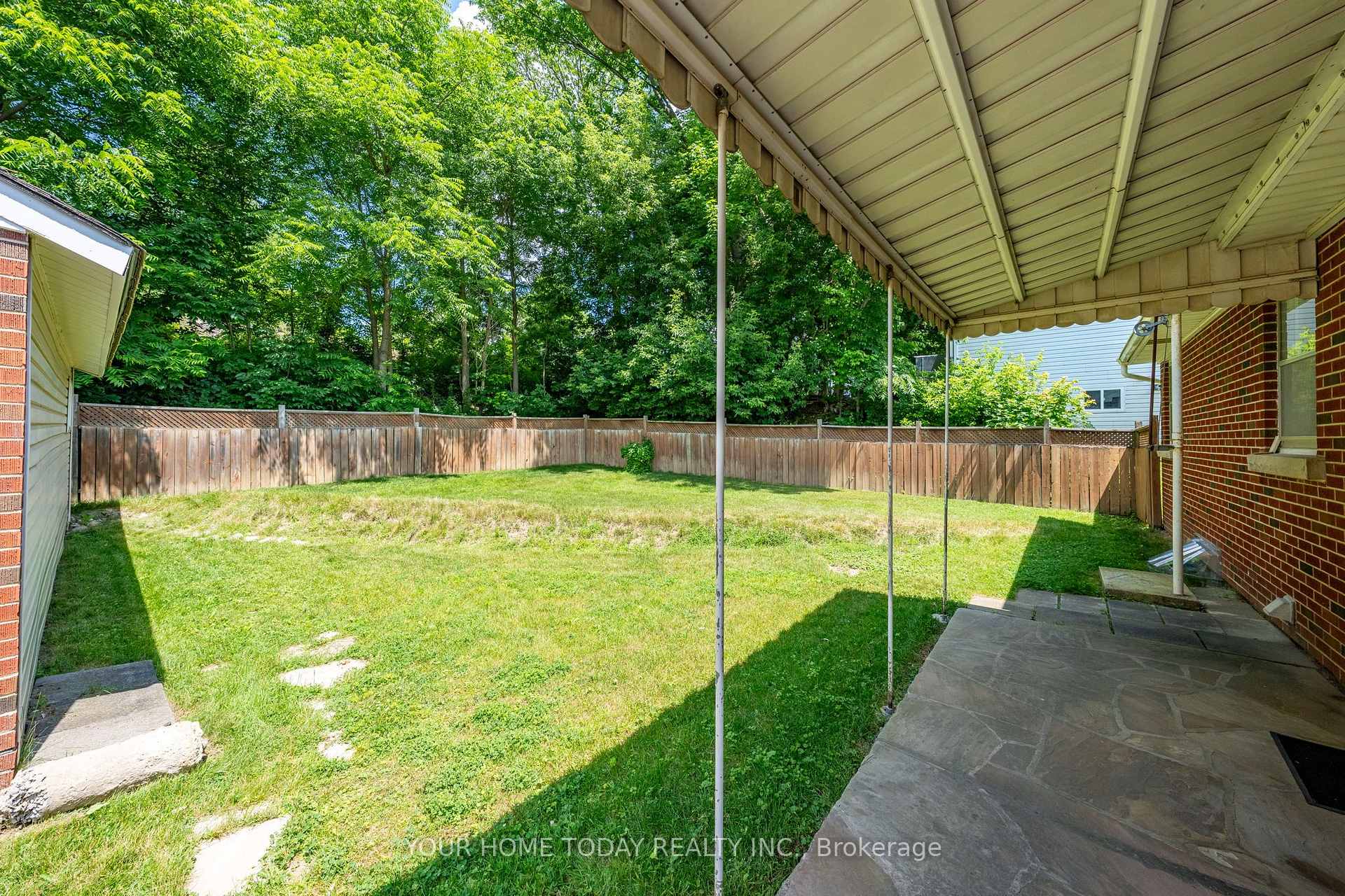 Photo 21 of 32 Dayfoot Drive, Halton Hills, Georgetown — HOMEH
