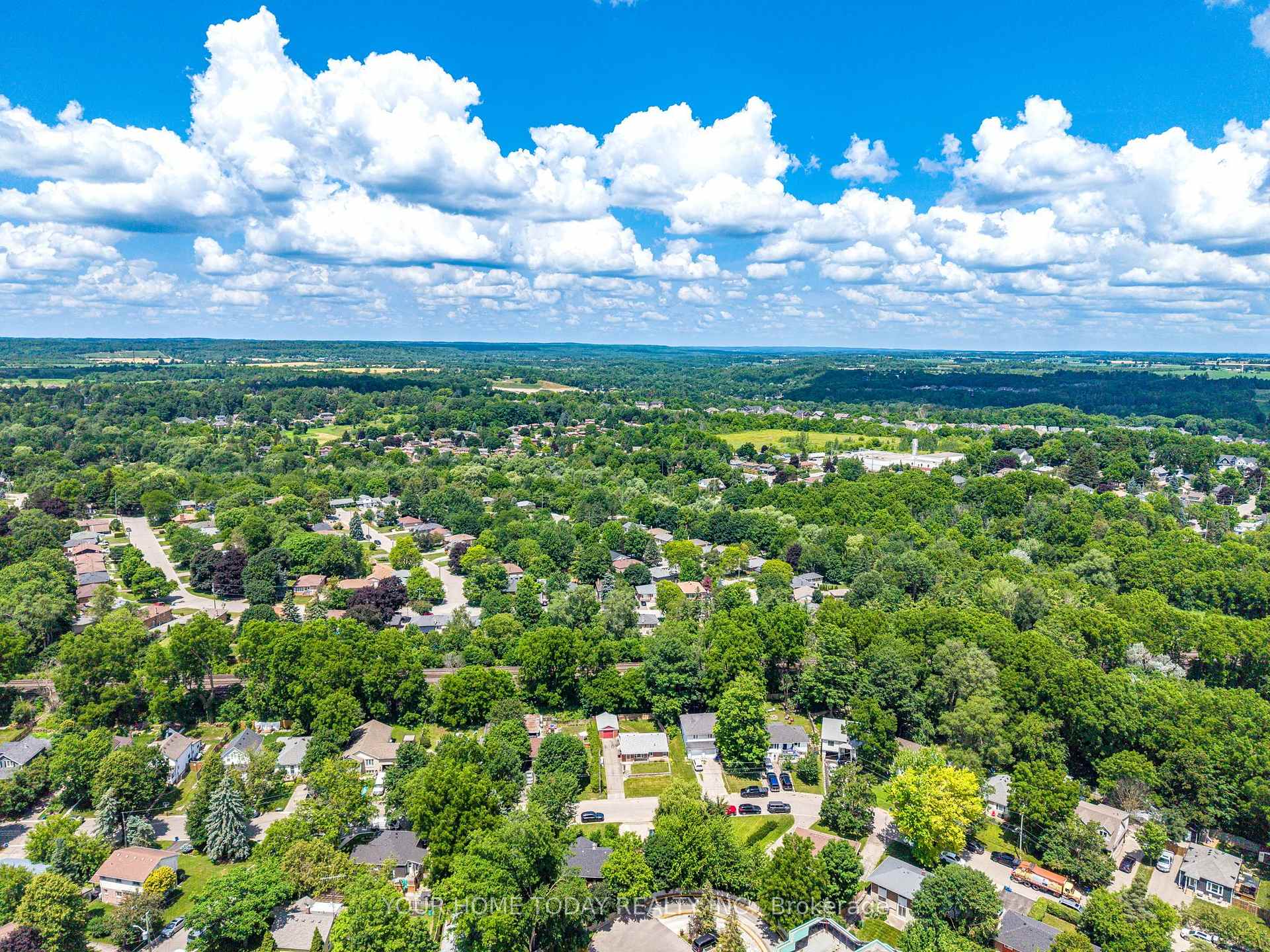Photo 32 of 32 Dayfoot Drive, Halton Hills, Georgetown — HOMEH