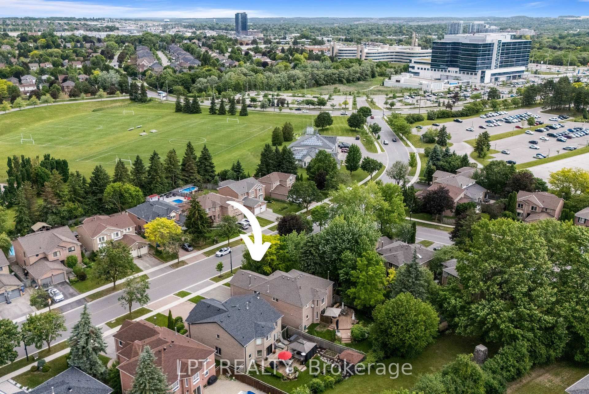 Photo 40 of 152 McCaffrey Road, Newmarket, Summerhill Estates — HOMEH