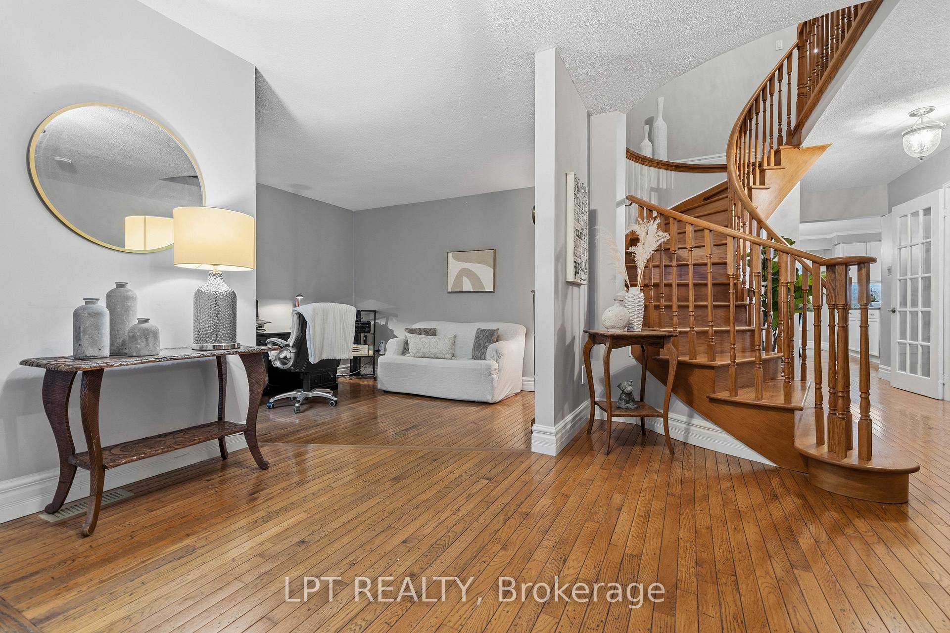 Photo 5 of 152 McCaffrey Road, Newmarket, Summerhill Estates — HOMEH