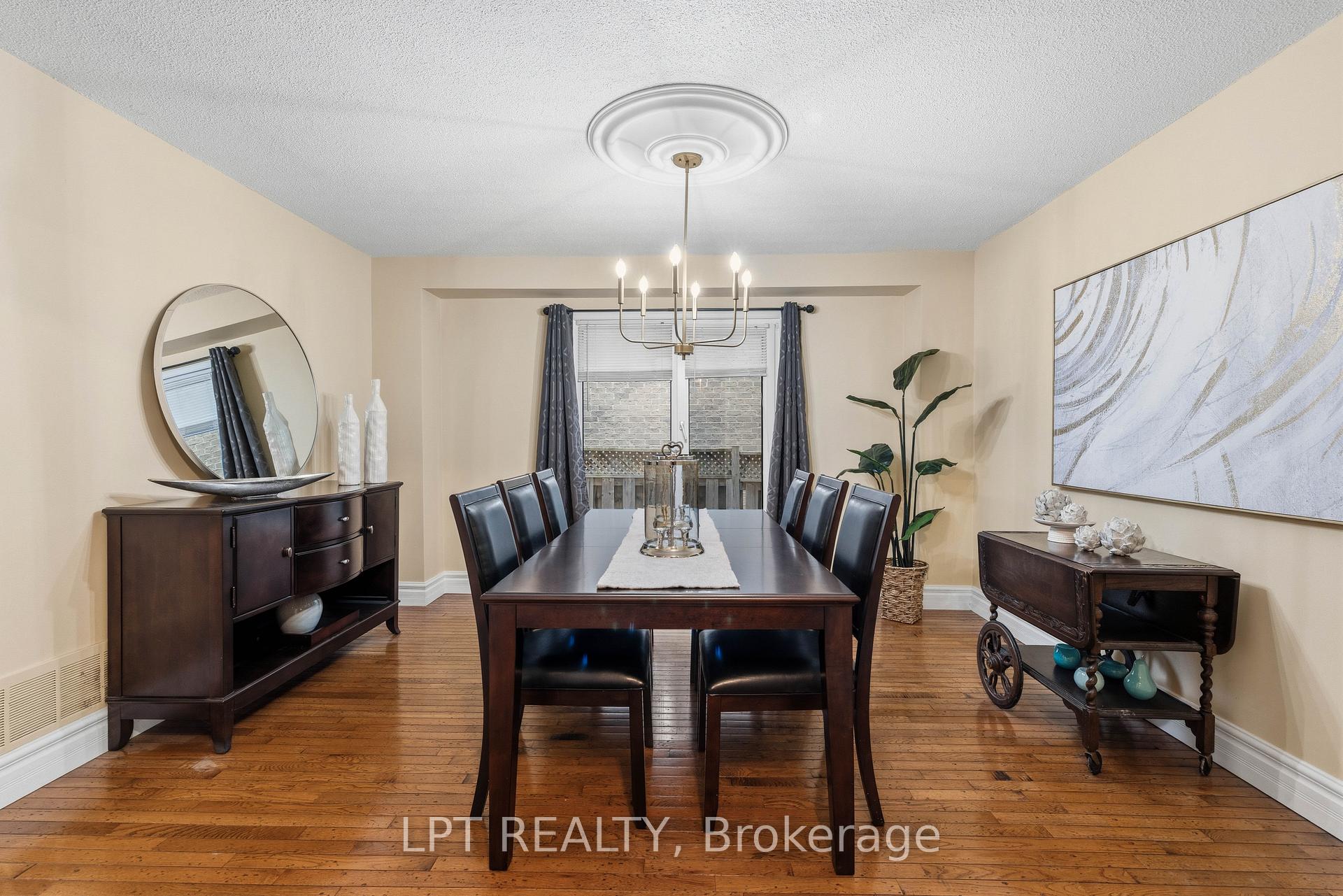 Photo 15 of 152 McCaffrey Road, Newmarket, Summerhill Estates — HOMEH