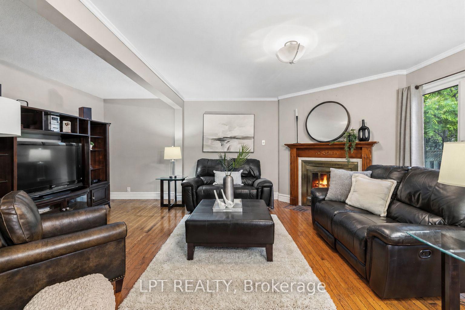 Photo 9 of 152 McCaffrey Road, Newmarket, Summerhill Estates — HOMEH