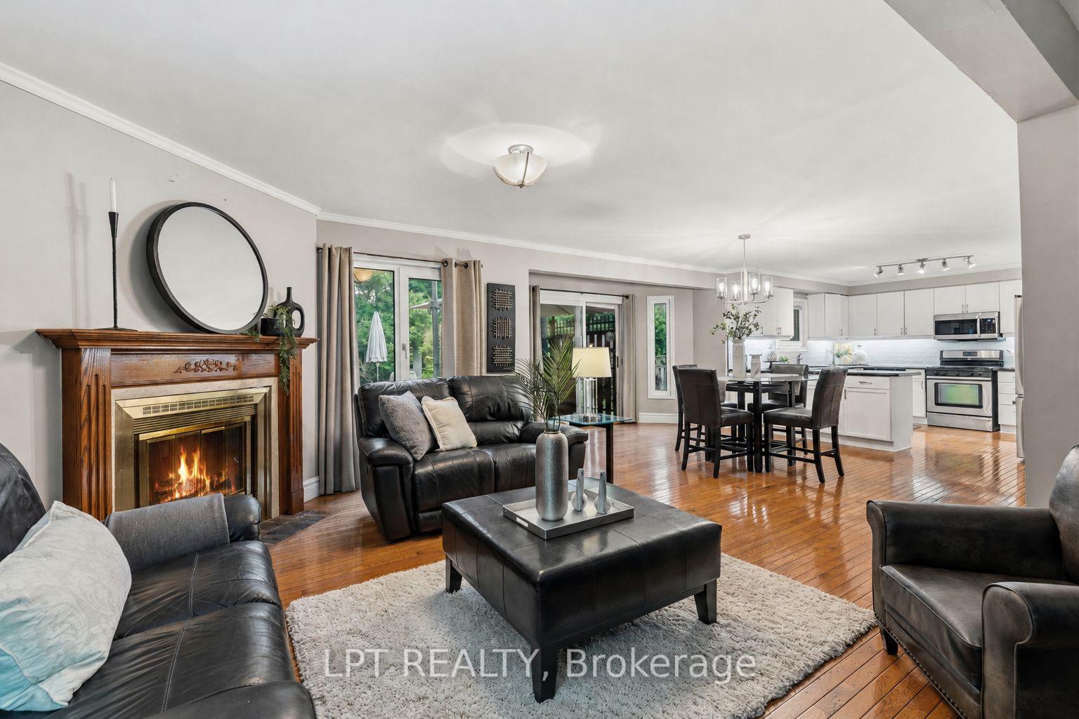 Photo 7 of 152 McCaffrey Road, Newmarket, Summerhill Estates — HOMEH