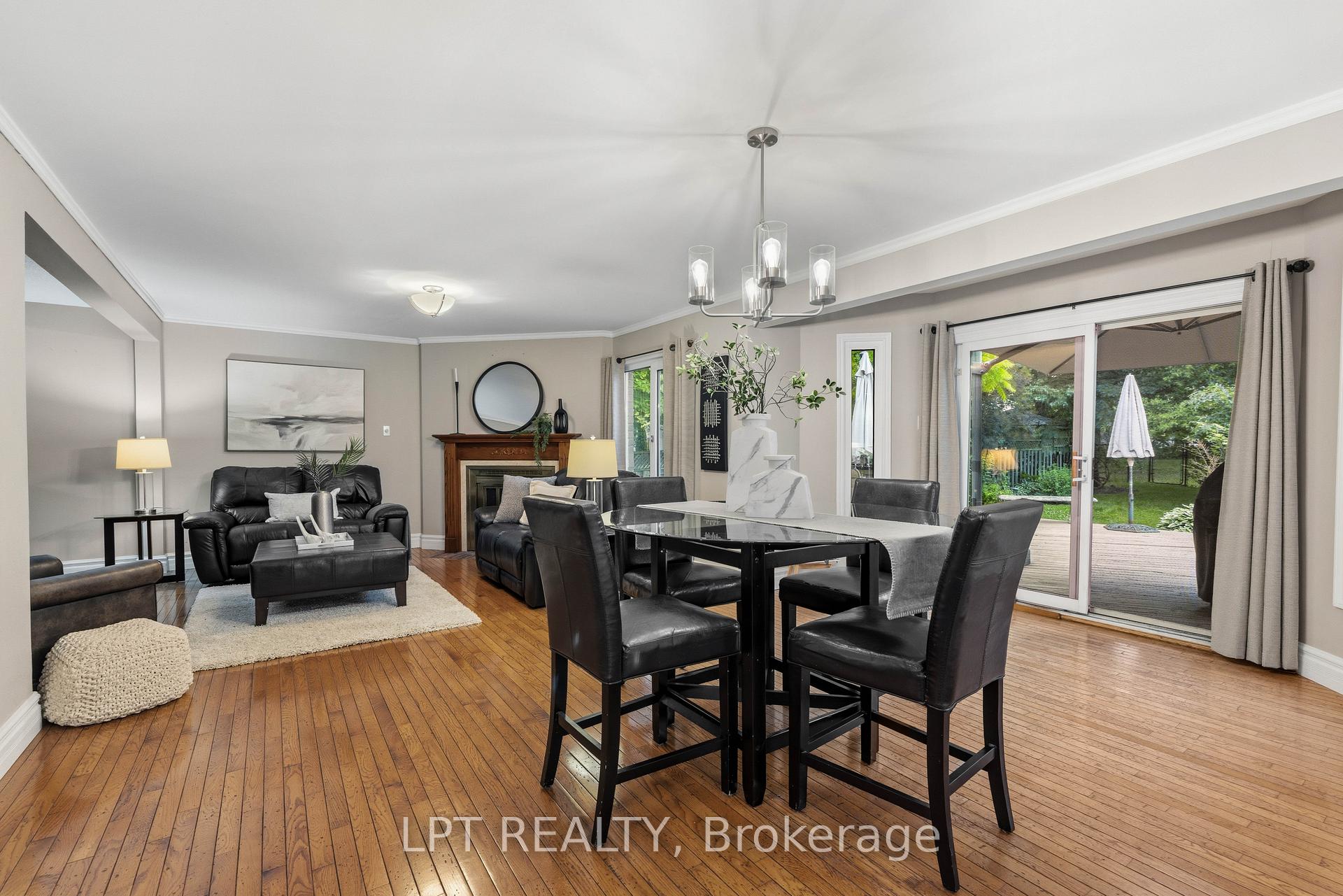 Photo 8 of 152 McCaffrey Road, Newmarket, Summerhill Estates — HOMEH