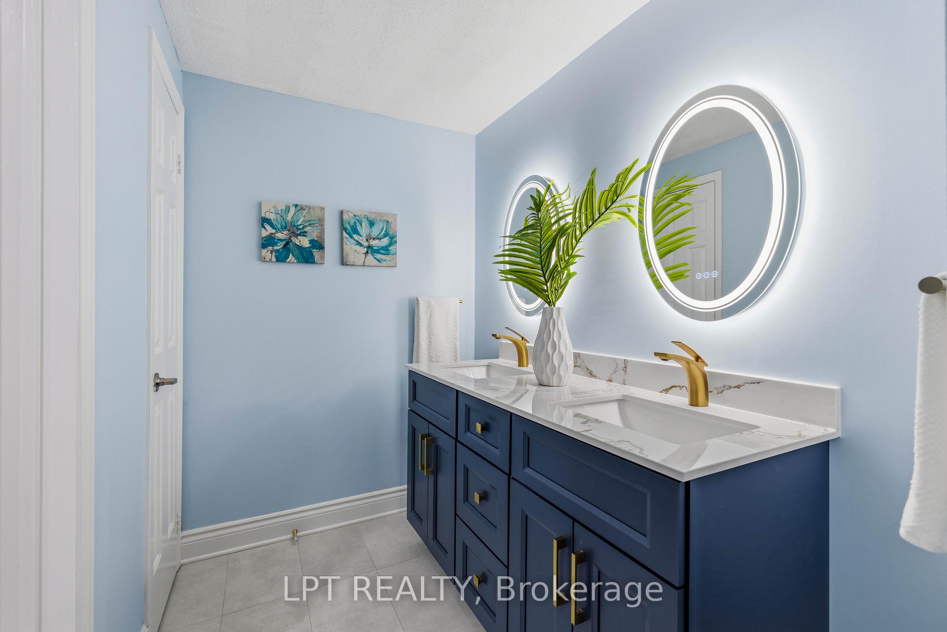Photo 25 of 152 McCaffrey Road, Newmarket, Summerhill Estates — HOMEH