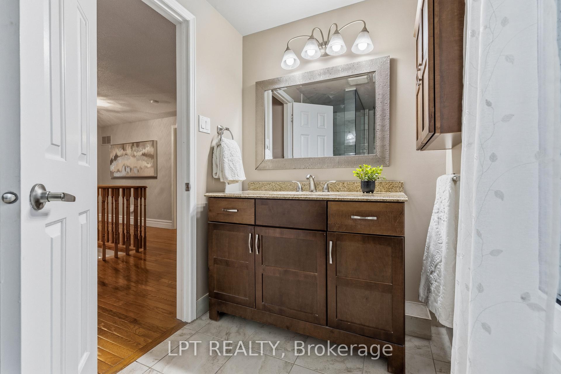 Photo 34 of 152 McCaffrey Road, Newmarket, Summerhill Estates — HOMEH