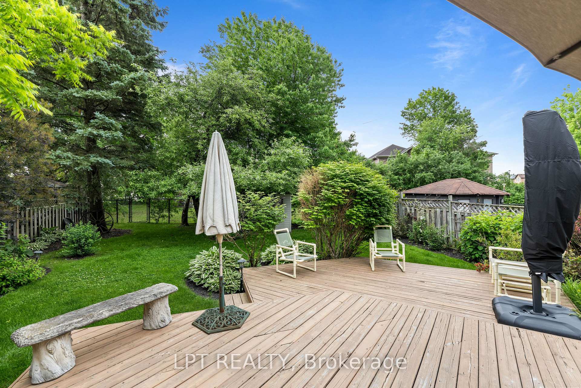 Photo 39 of 152 McCaffrey Road, Newmarket, Summerhill Estates — HOMEH