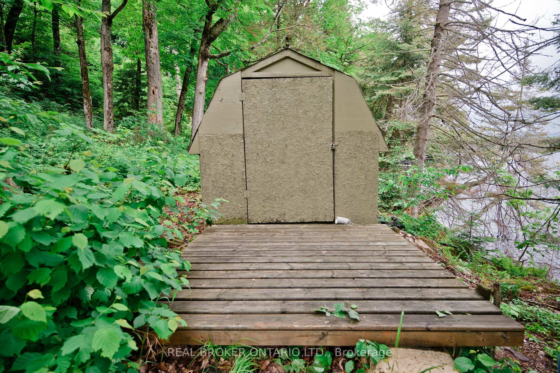 Photo 27 of 41 Andy Neville Parkway, Machar — HOMEH