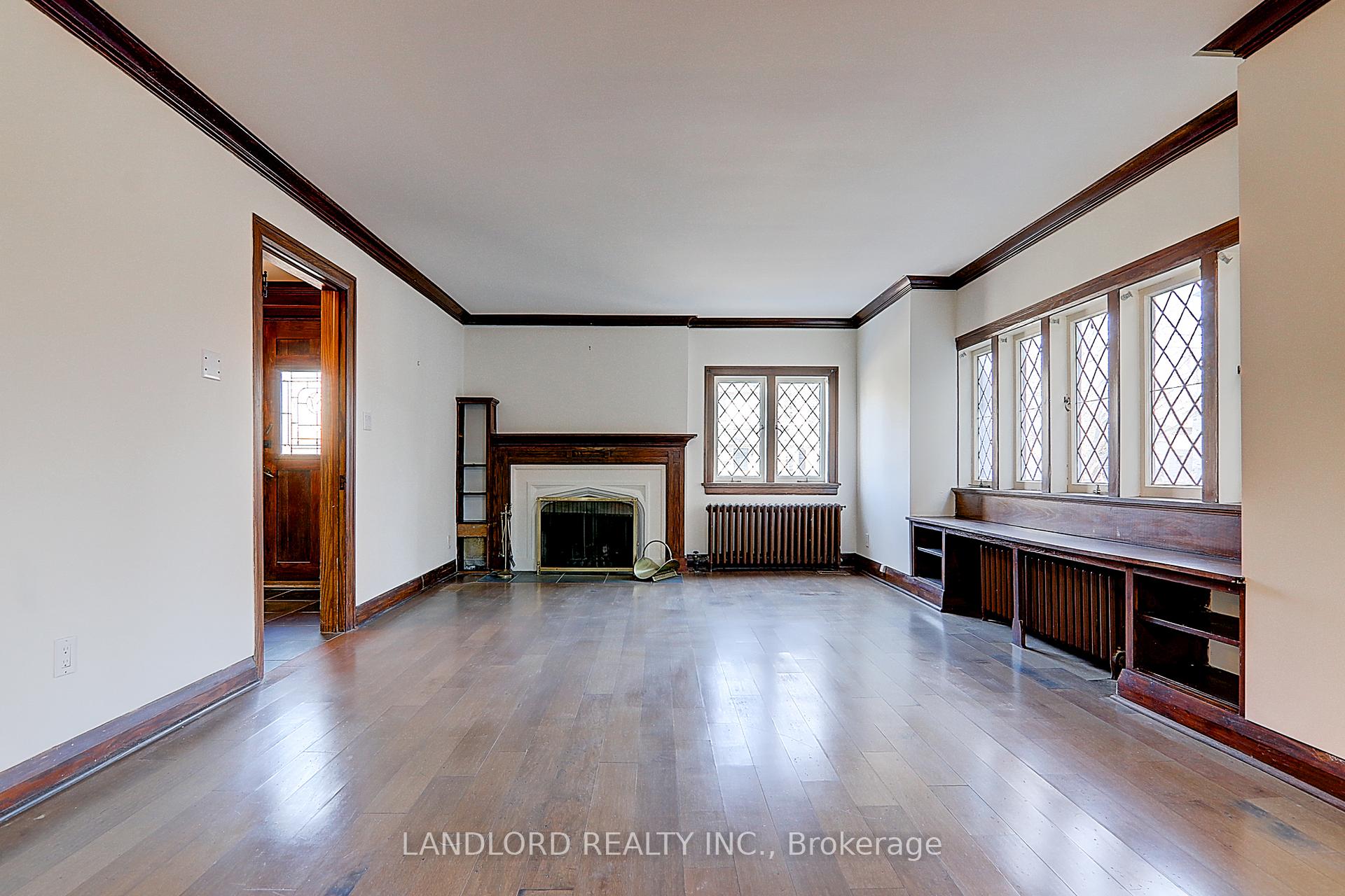 Photo 11 of 138 Fallingbrook Road, Scarborough, Birchcliffe-Cliffside — HOMEH