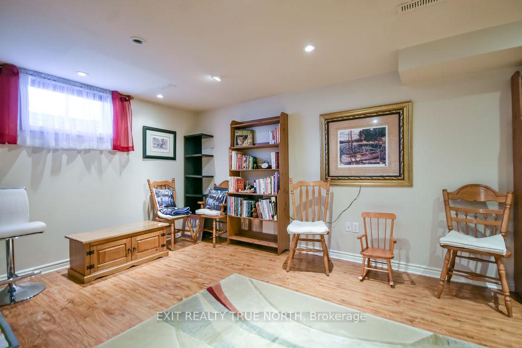 Photo 22 of 32 Graham Street, Springwater, Elmvale — HOMEH