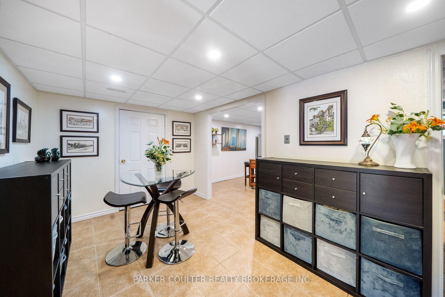 Photo 33 of 12 Mariposa Crescent, Oro-Medonte, Rural Oro-Medonte — HOMEH
