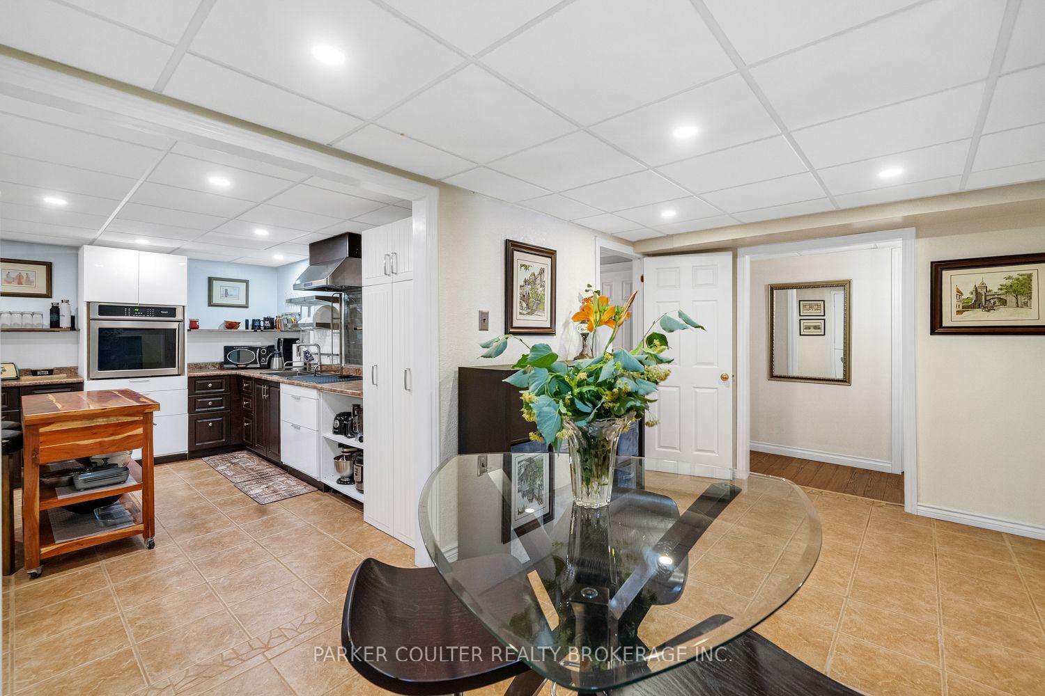 Photo 34 of 12 Mariposa Crescent, Oro-Medonte, Rural Oro-Medonte — HOMEH