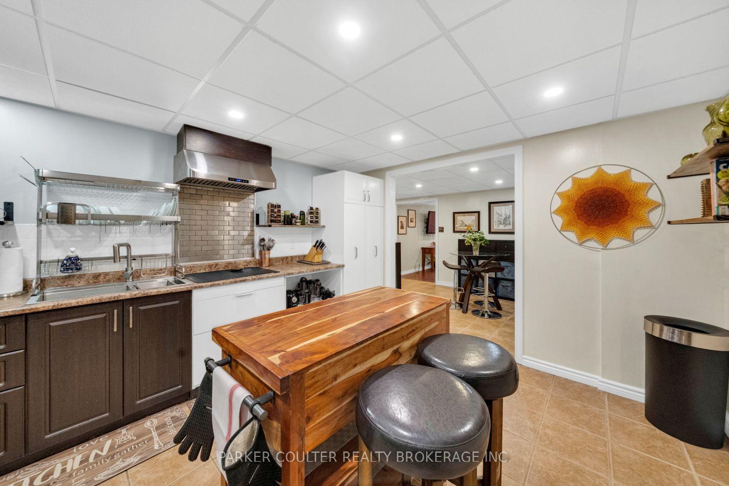 Photo 36 of 12 Mariposa Crescent, Oro-Medonte, Rural Oro-Medonte — HOMEH