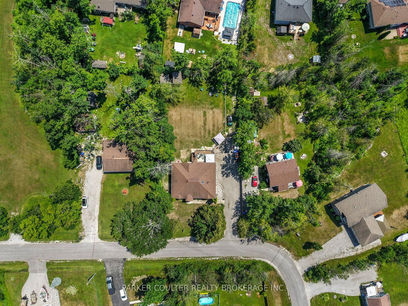Photo 49 of 12 Mariposa Crescent, Oro-Medonte, Rural Oro-Medonte — HOMEH