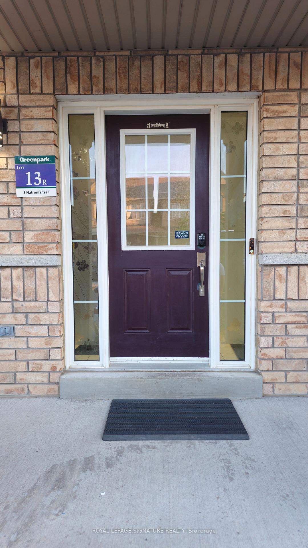 Photo 3 of Unit Upper, 8 Natronia Trail, Brampton, Bram East — HOMEH