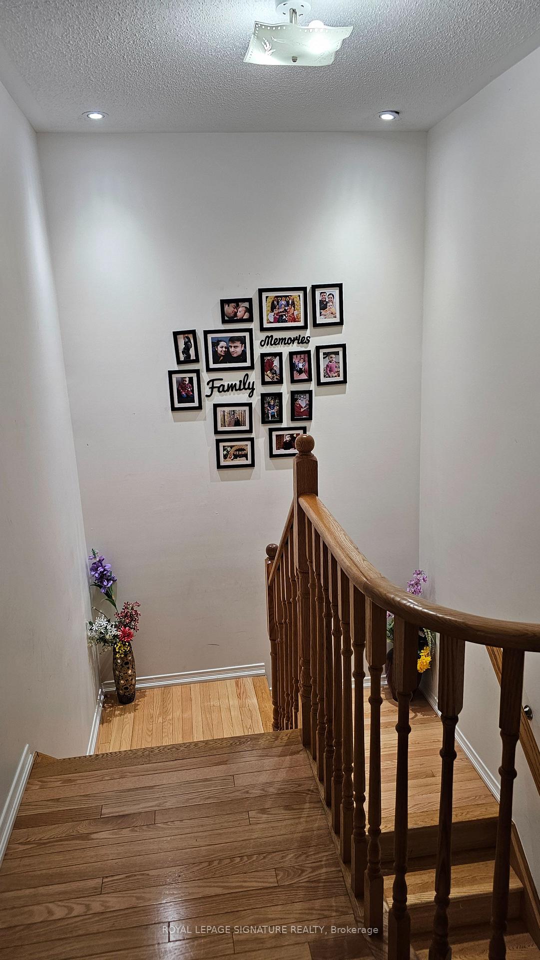Photo 13 of Unit Upper, 8 Natronia Trail, Brampton, Bram East — HOMEH